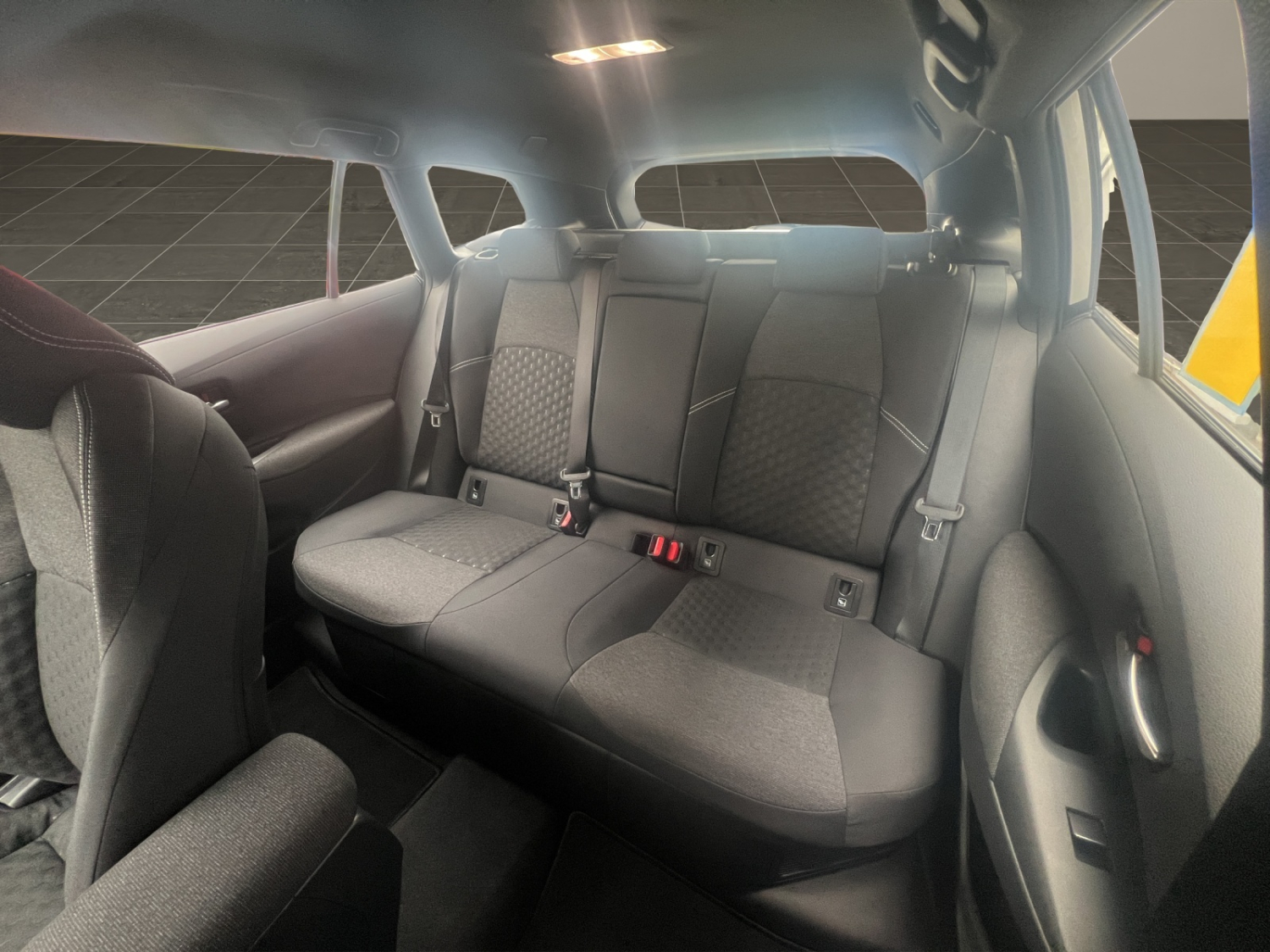 TOYOTA Corolla Touring Sports 1.8 HSD Comfort-image-16