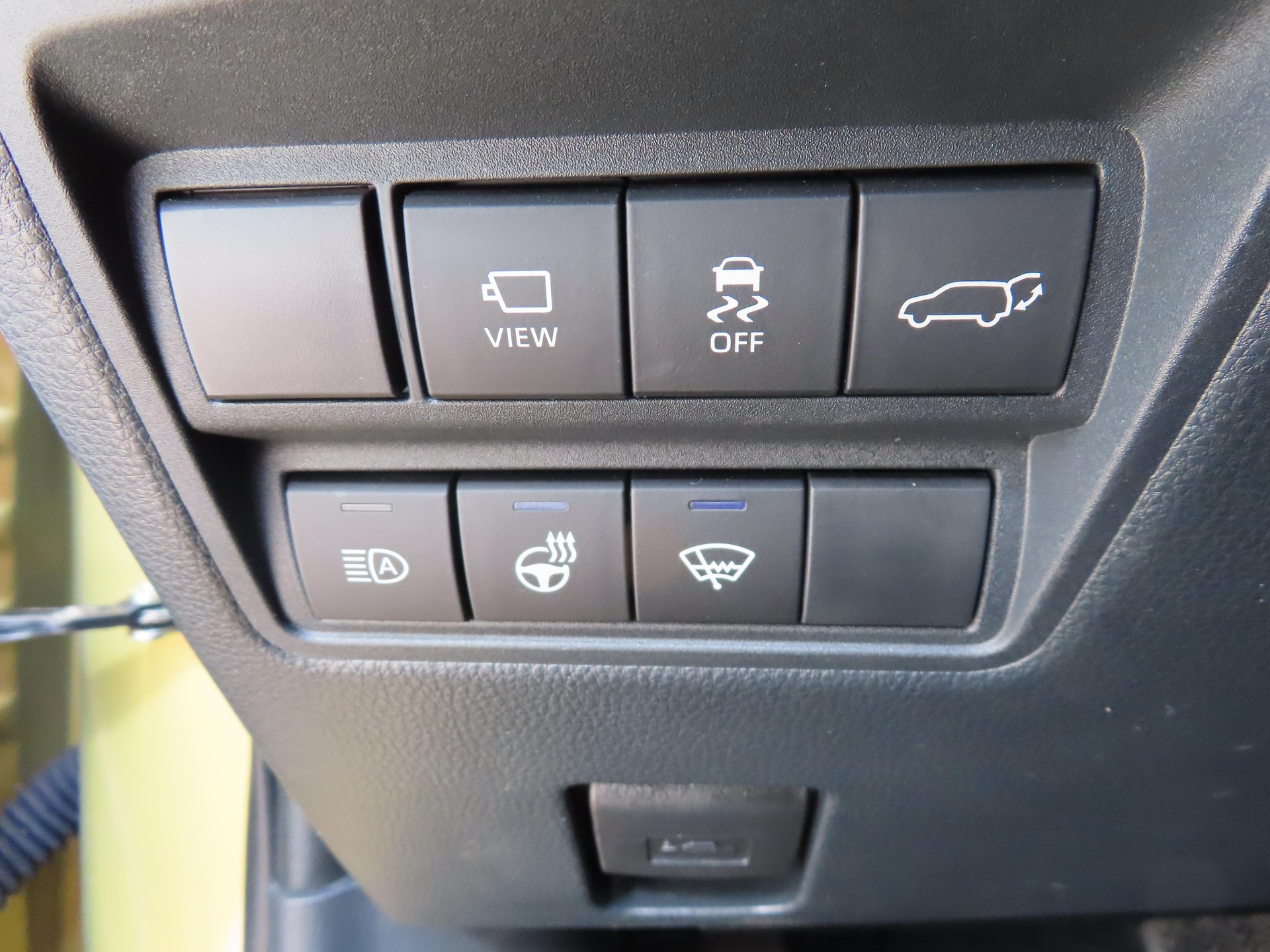 TOYOTA Yaris Cross 1.5 VVT-i HSD Adventure AWD-i-image-15