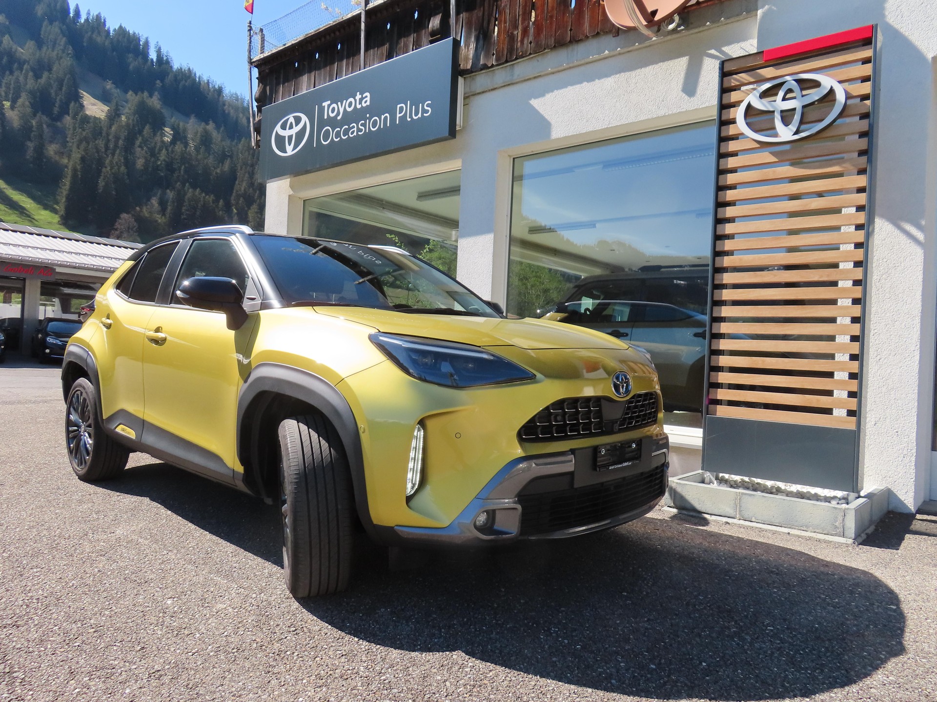 TOYOTA Yaris Cross 1.5 VVT-i HSD Adventure AWD-i