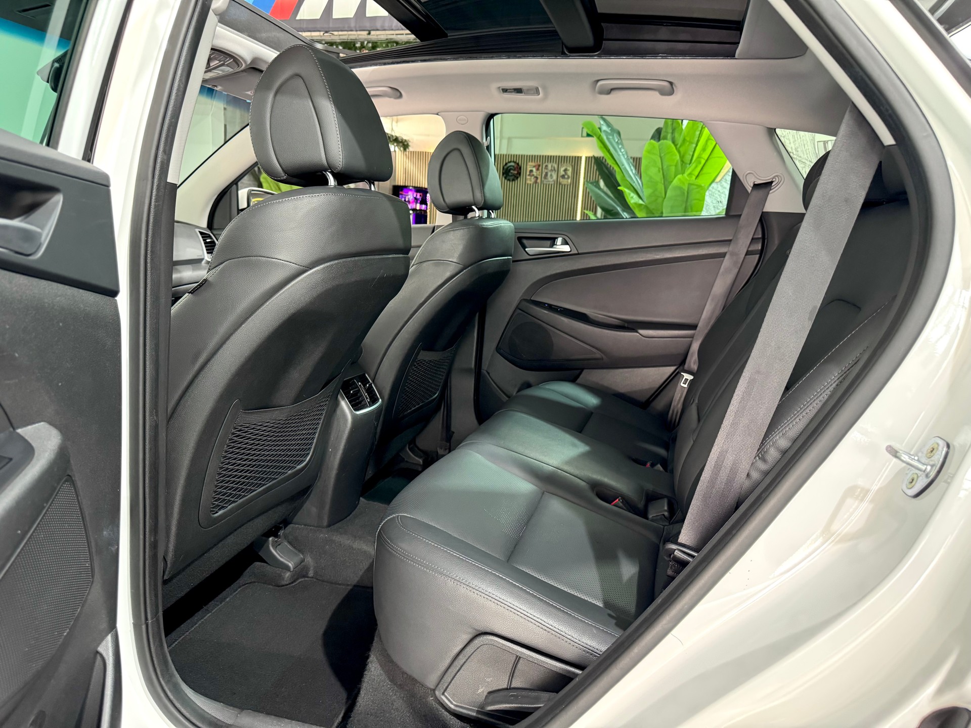 HYUNDAI Tucson 2.0 CRDI Vertex 4WD Automatic-image-7