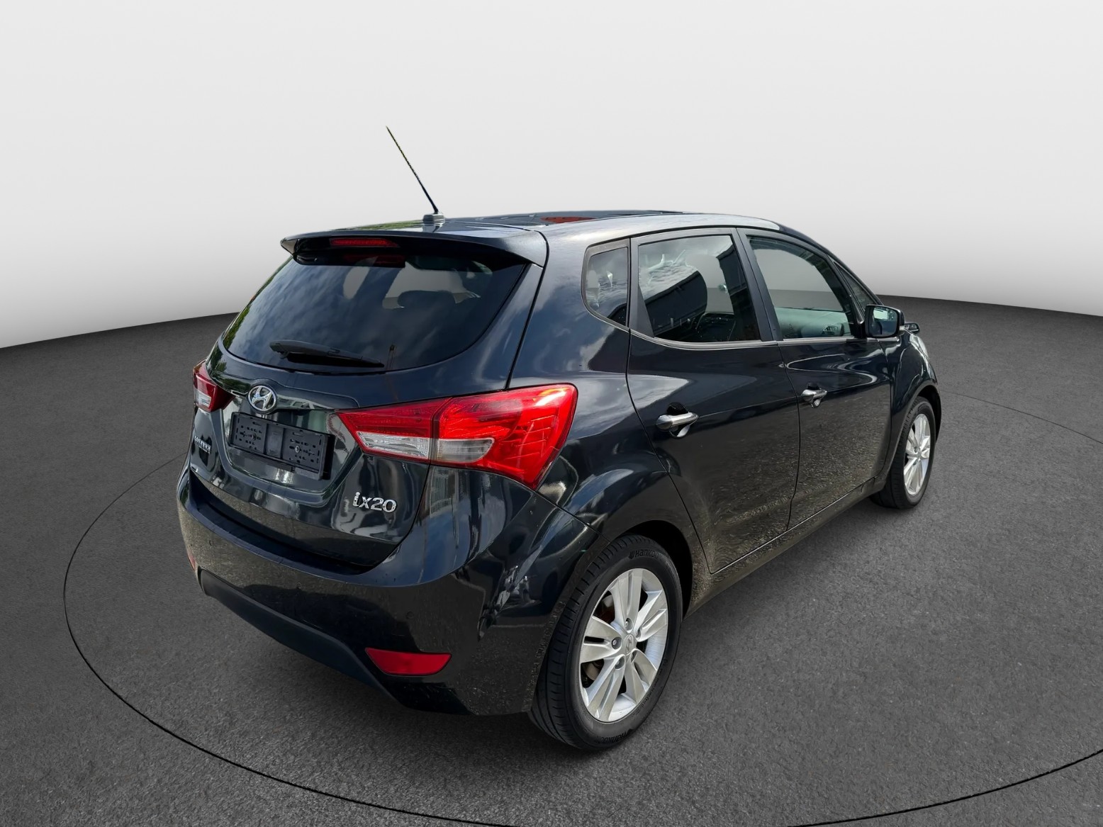 HYUNDAI iX20 1.6 Premium Automatic-image-3
