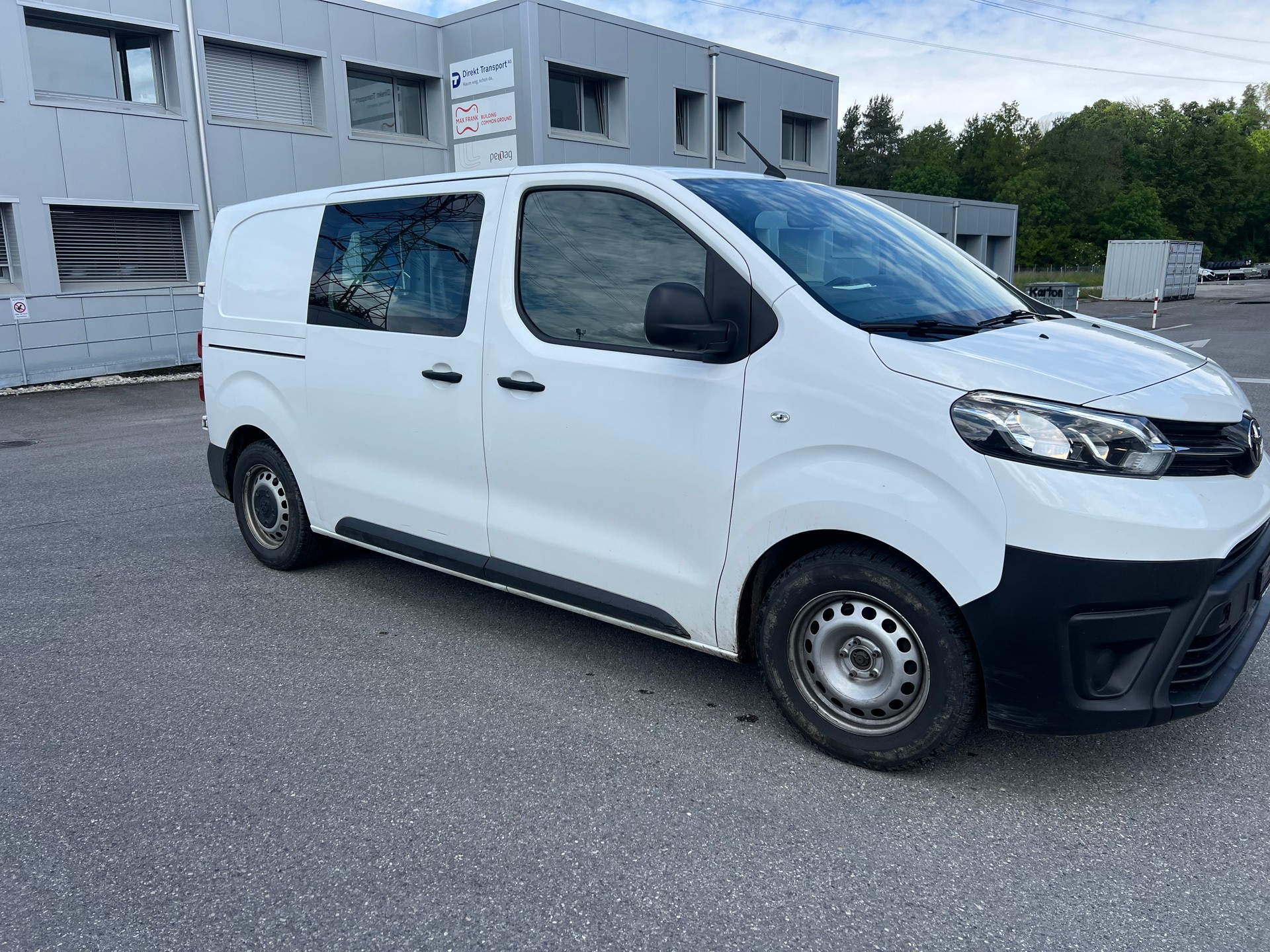 TOYOTA Proace 2.0D Panel Van Medium Comfort-image-1