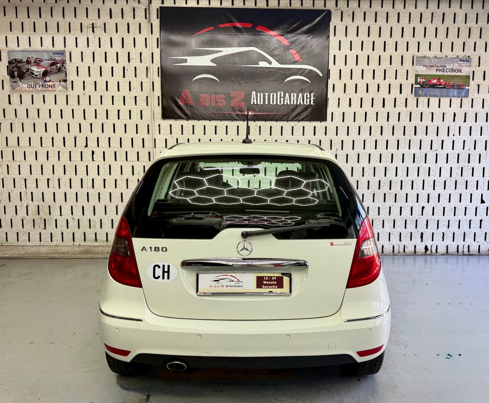 MERCEDES-BENZ A 180 Style Autotronic-image-9