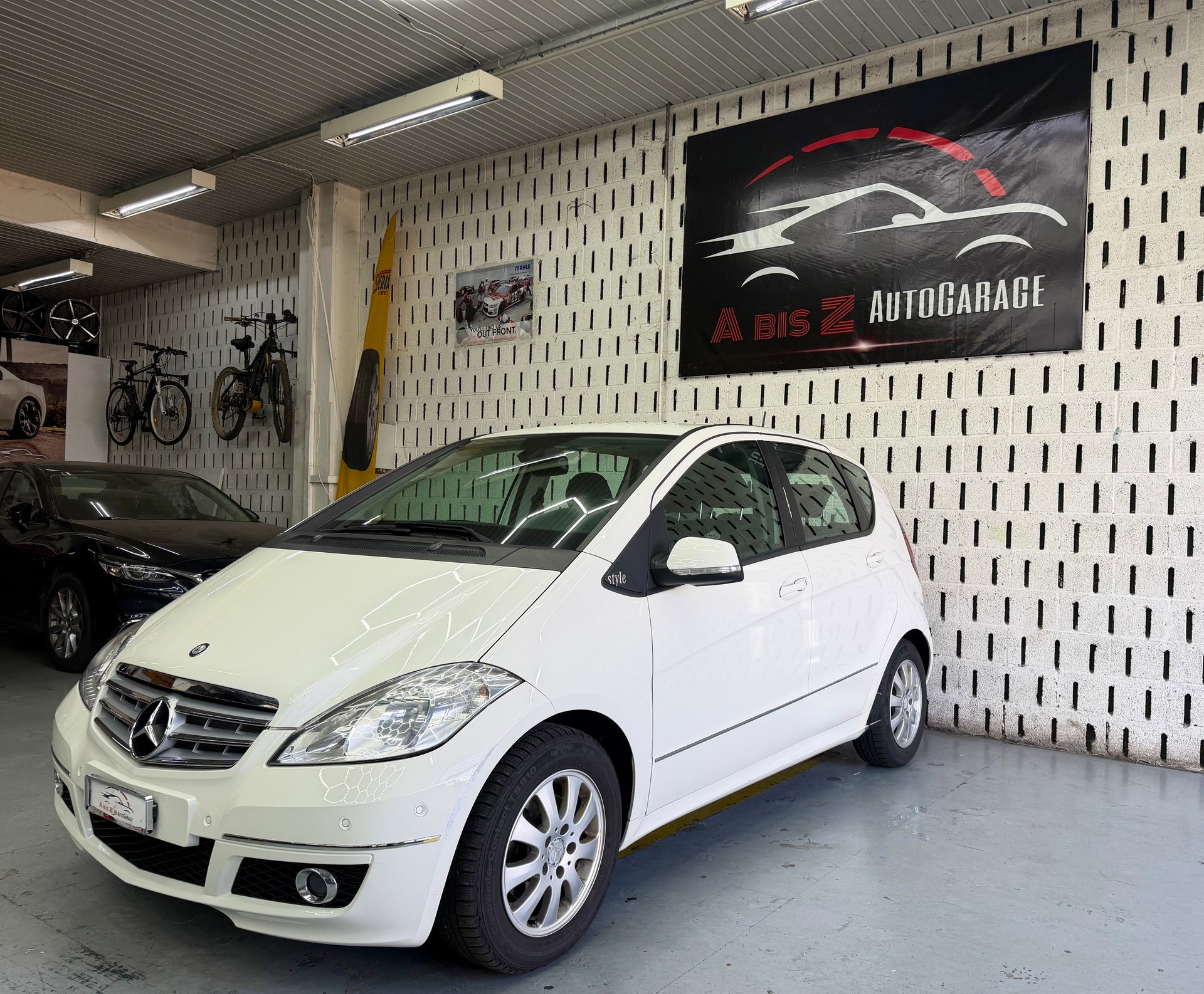 MERCEDES-BENZ A 180 Style Autotronic