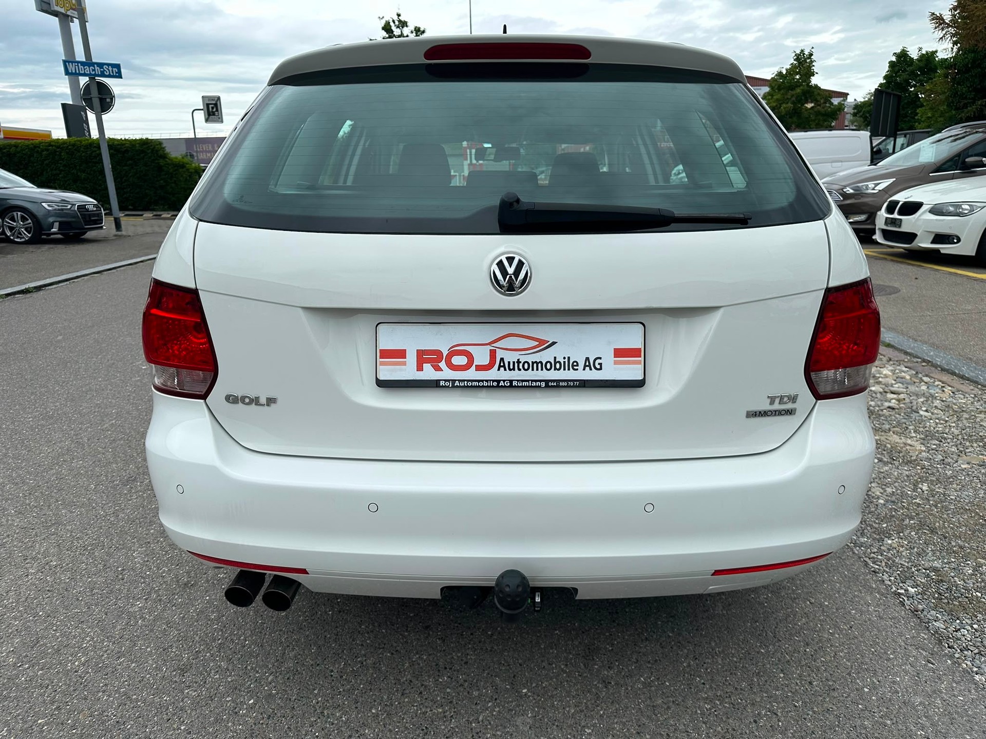 VW Golf Variant 1.6 TDI Trendline 4Motion-image-6