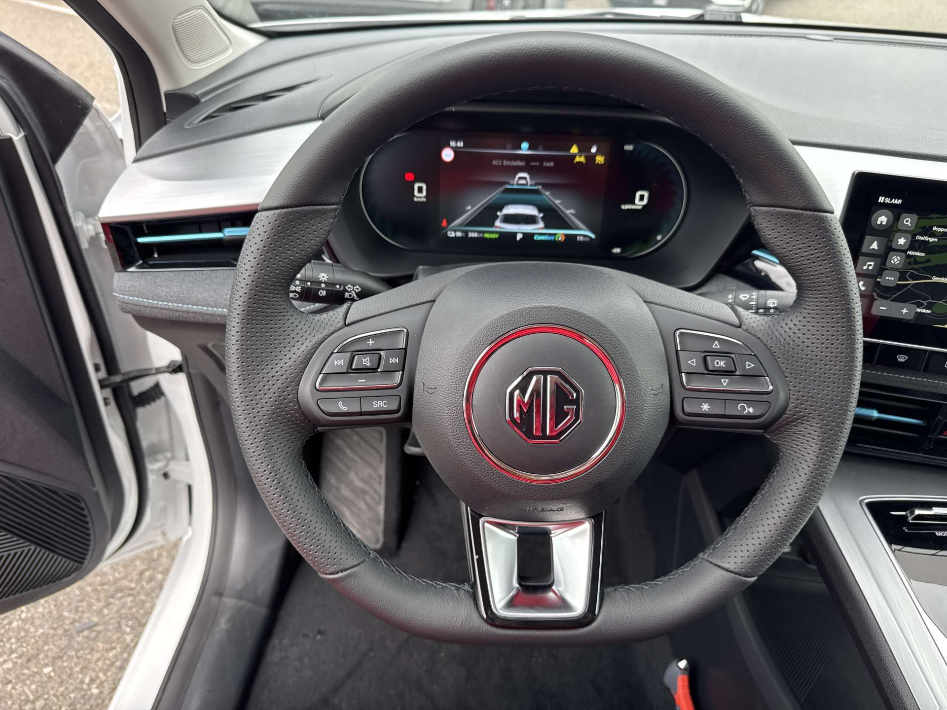 MG 5 EV 61kWh Luxury Automat-image-15