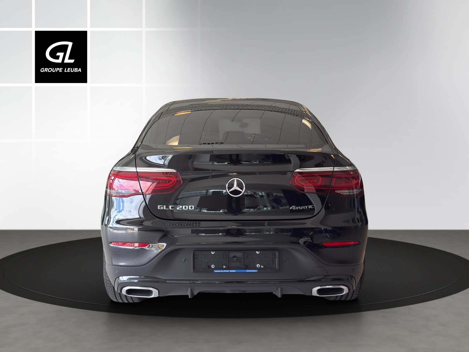 MERCEDES-BENZ GLC 200 AMG Line 4Matic 9G-Tronic-image-4