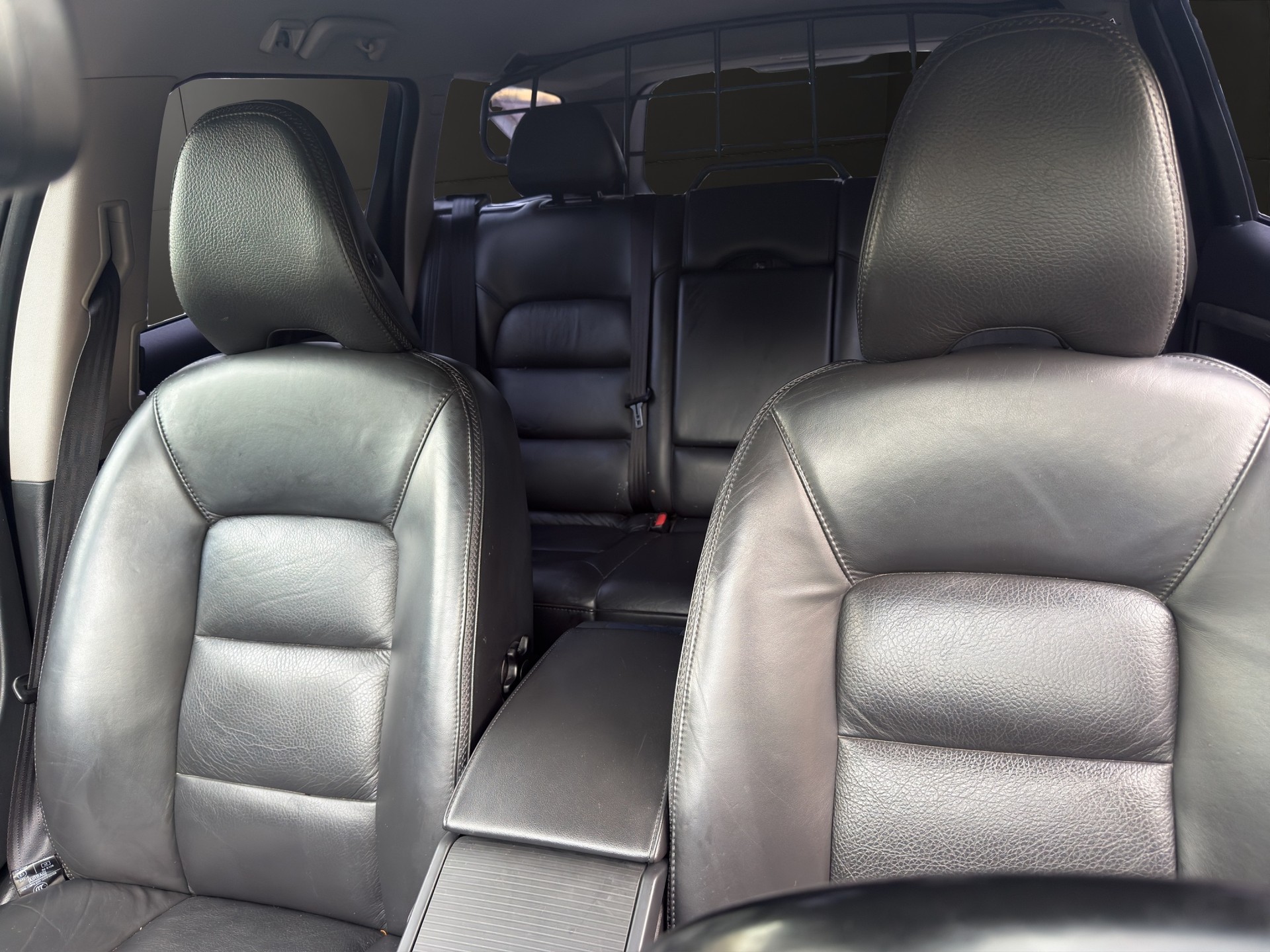 VOLVO XC70-image-14