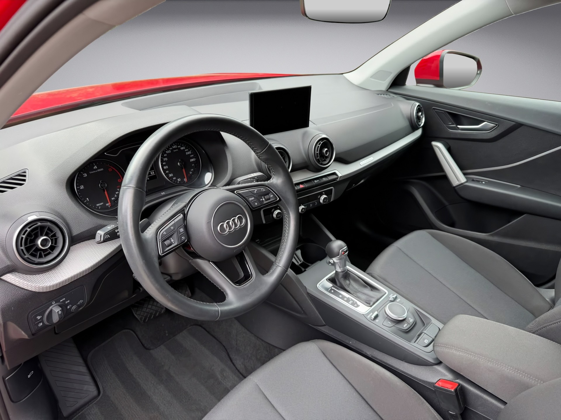 AUDI Q2 35 TDI Attraction quattro S-tronic * S Line * Diesel *-image-8