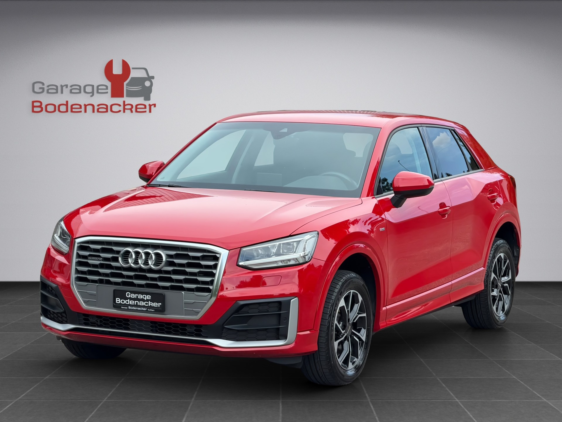 AUDI Q2 35 TDI Attraction quattro S-tronic * S Line * Diesel *-showroom-element-1
