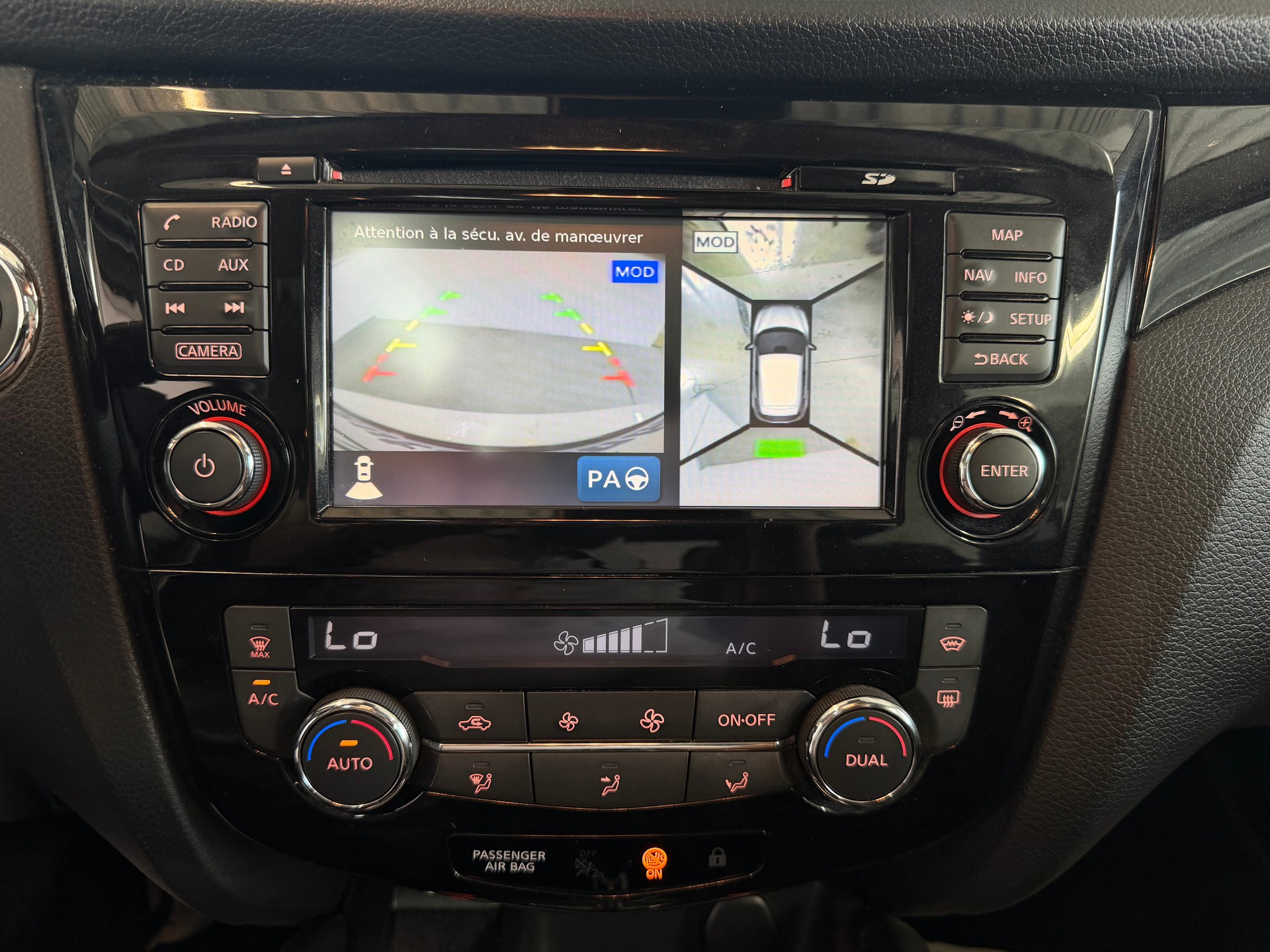 NISSAN Qashqai 1.2 DIG-T tekna Xtronic CVT | CH-Auto | 1-Hand | Frisch MFK | Ab Service-image-19