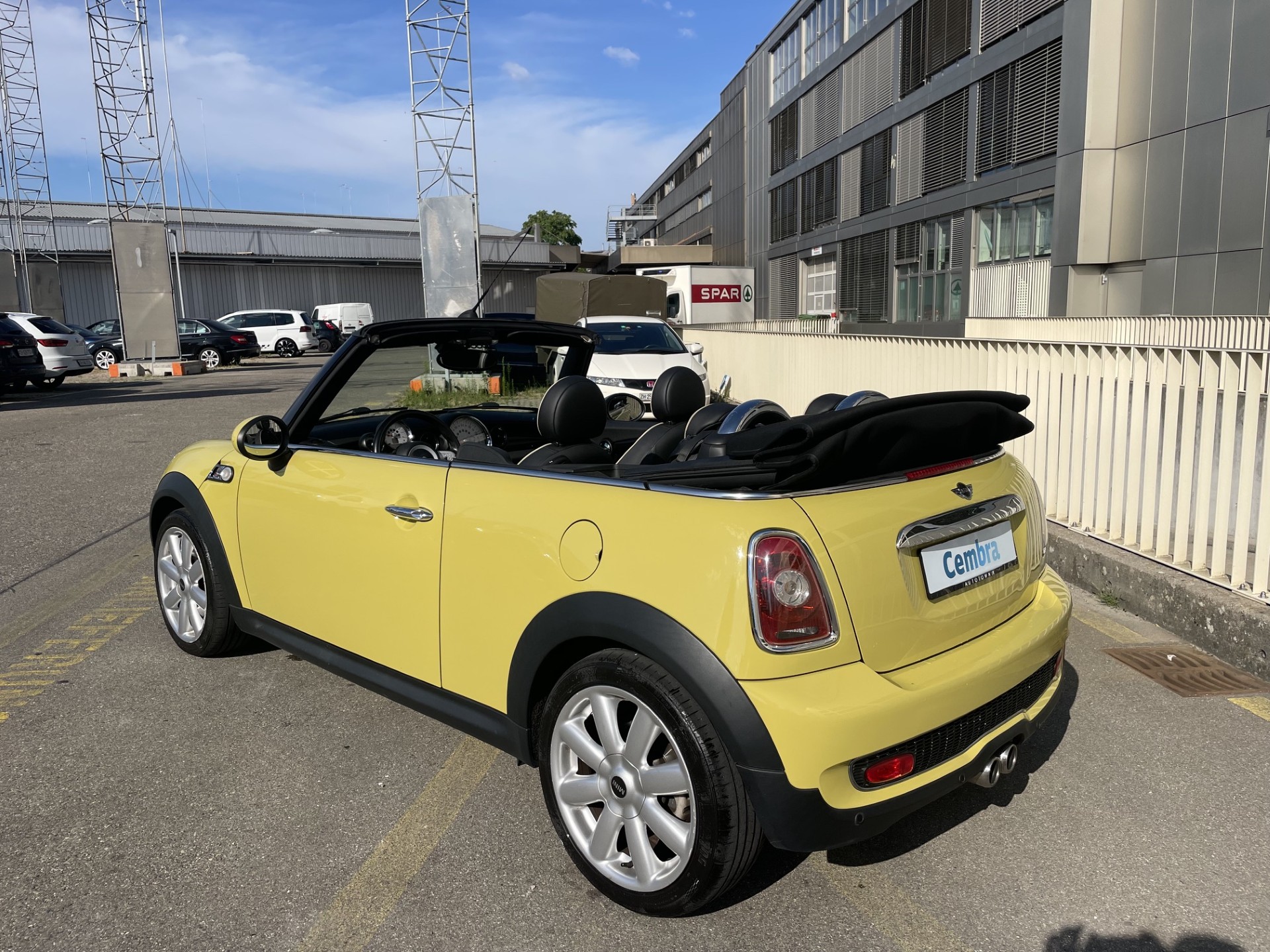 MINI Cooper S Cabriolet-image-7