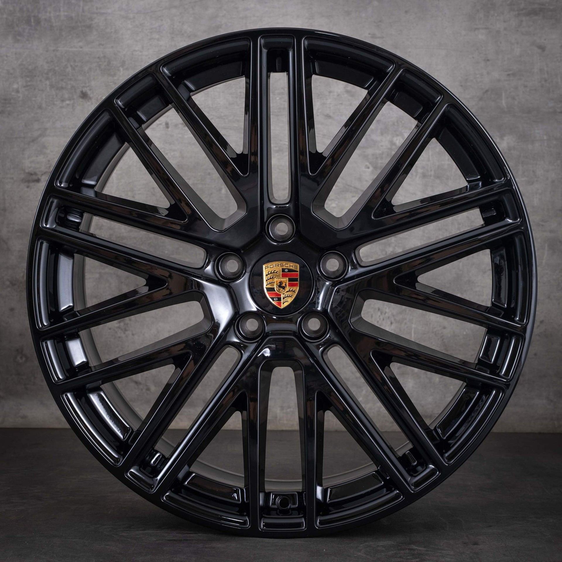 PORSCHE Cayenne Coupé E-Hybrid Platinum Edition-image-21