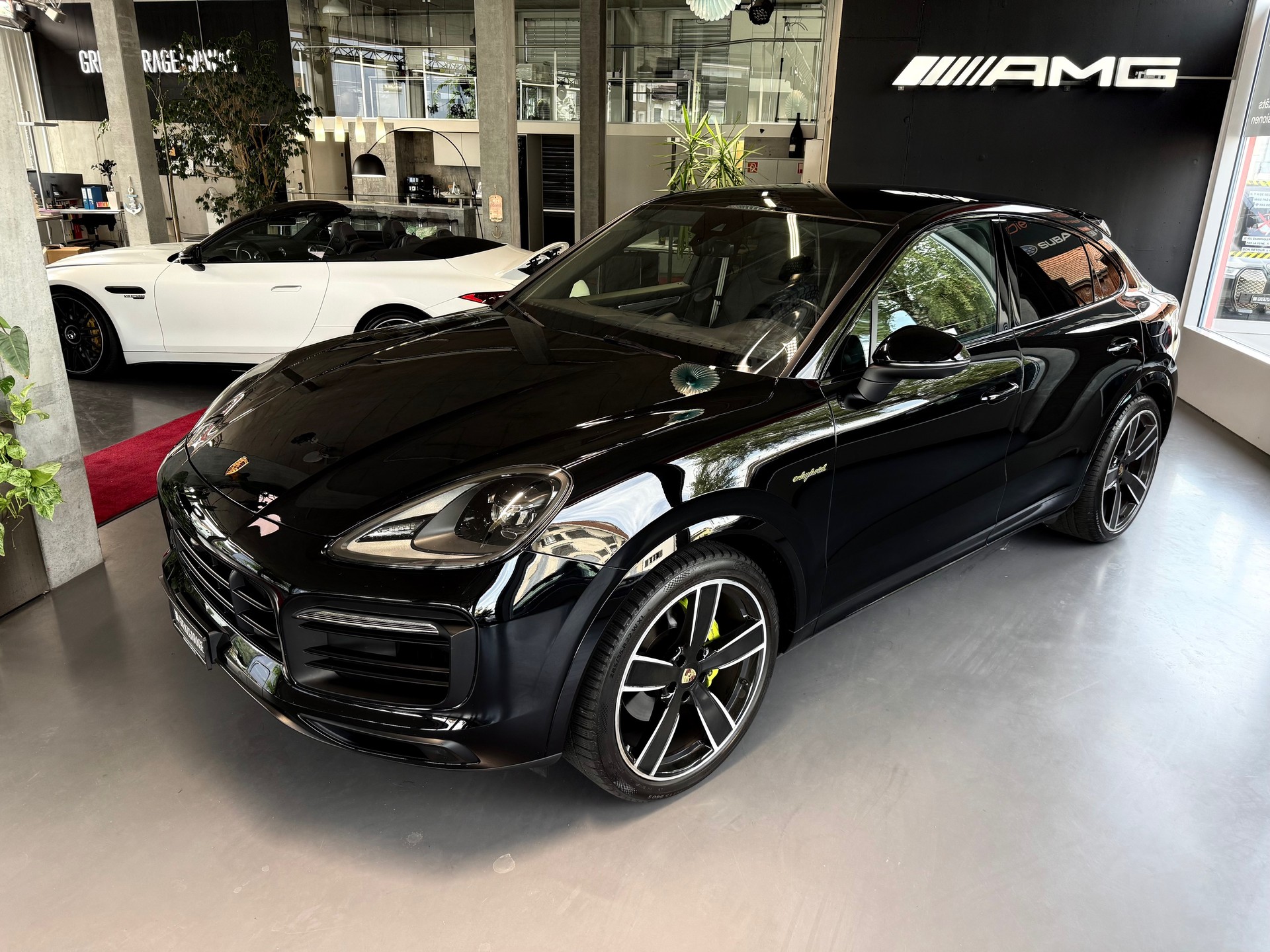 PORSCHE Cayenne Coupé E-Hybrid Platinum Edition