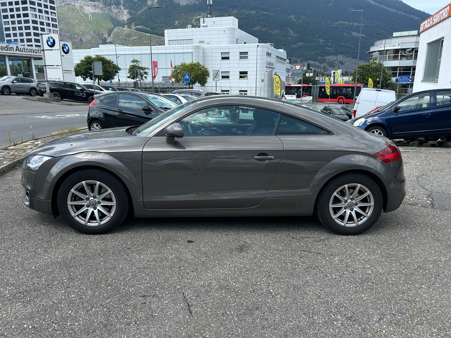 AUDI TT Coupé 2.0 TDI quattro-image-2