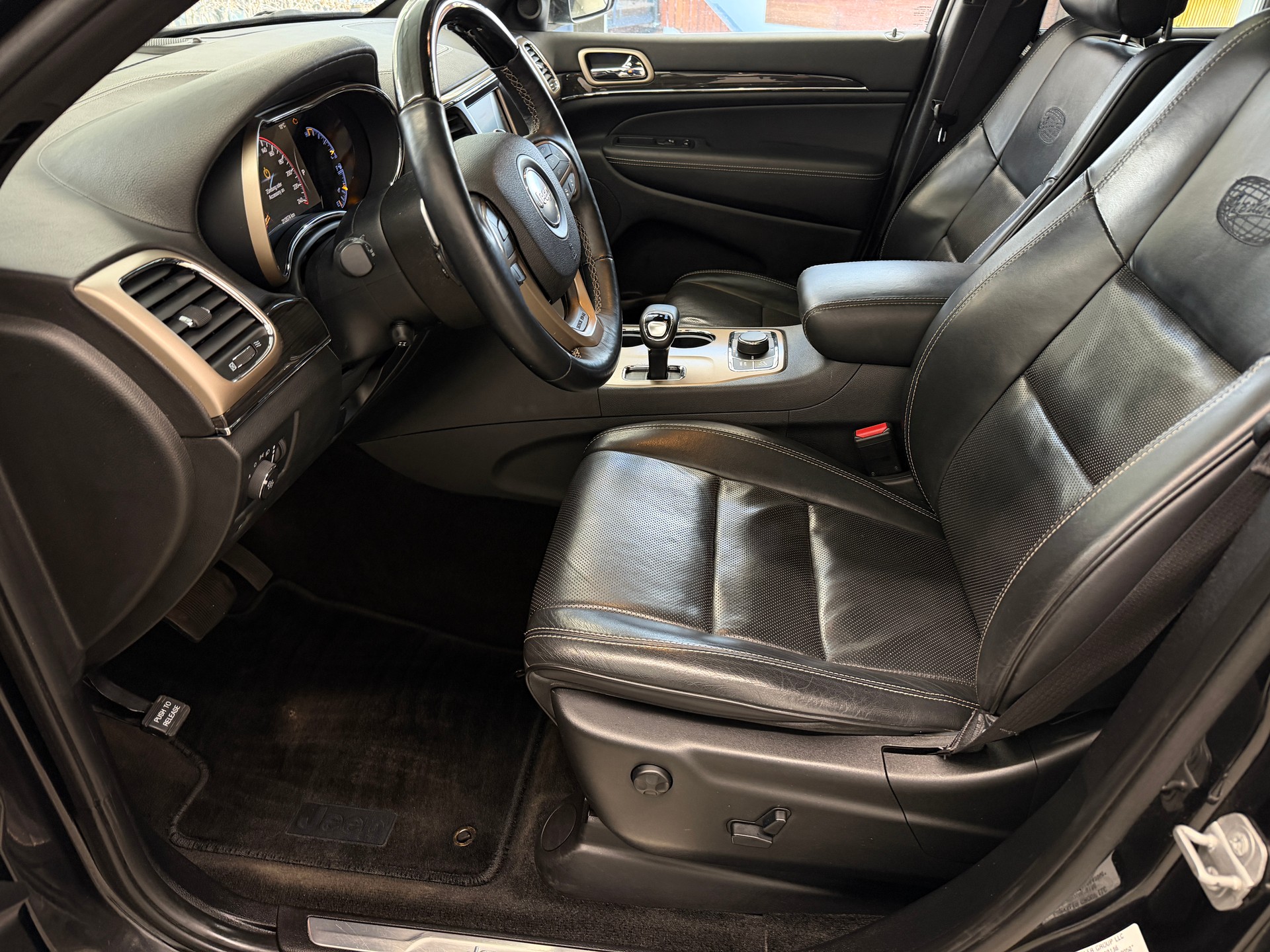 JEEP Grand Cherokee 3.0 CRD Overland Automatic-image-9