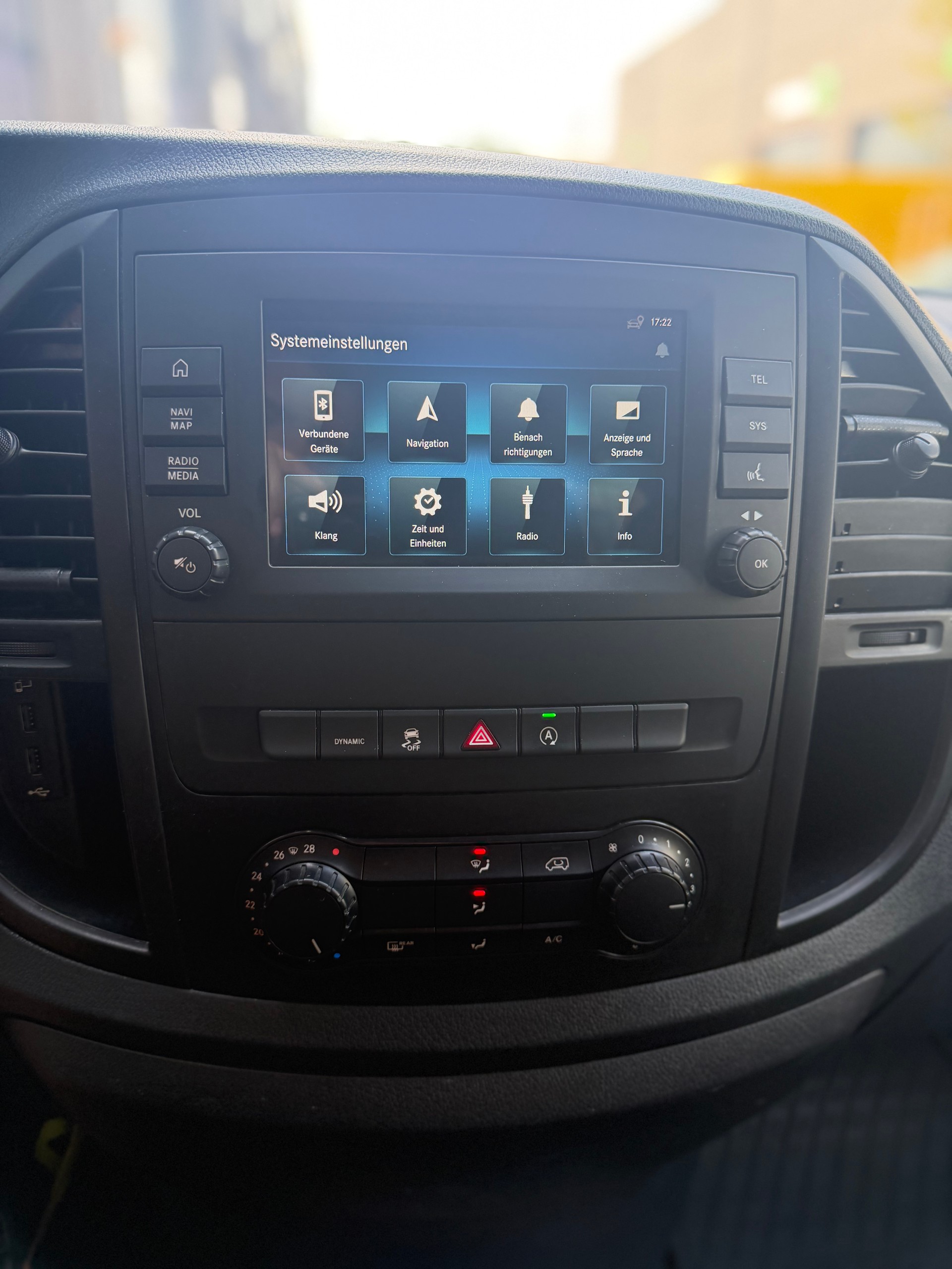 MERCEDES-BENZ PRO 114 ( 190 ps) ILS LED 9G TRONIC NAVI DAB+ V klasse-image-15