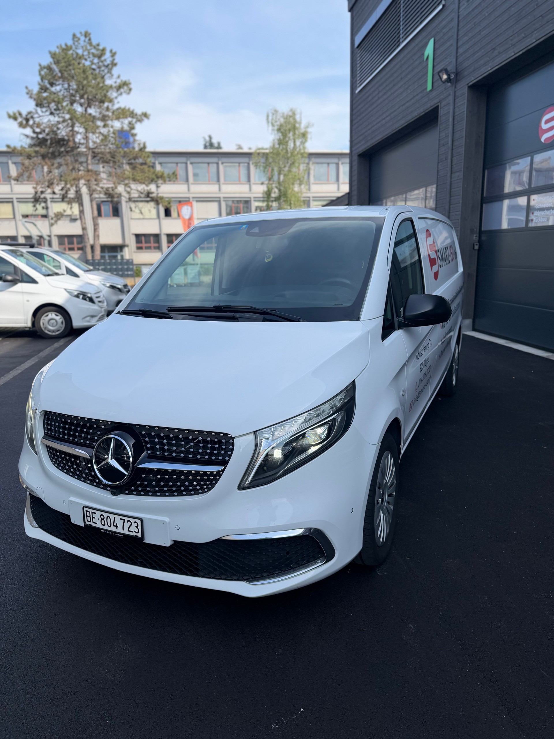 MERCEDES-BENZ PRO 114 ( 190 ps) ILS LED 9G TRONIC NAVI DAB+ V klasse-image-1