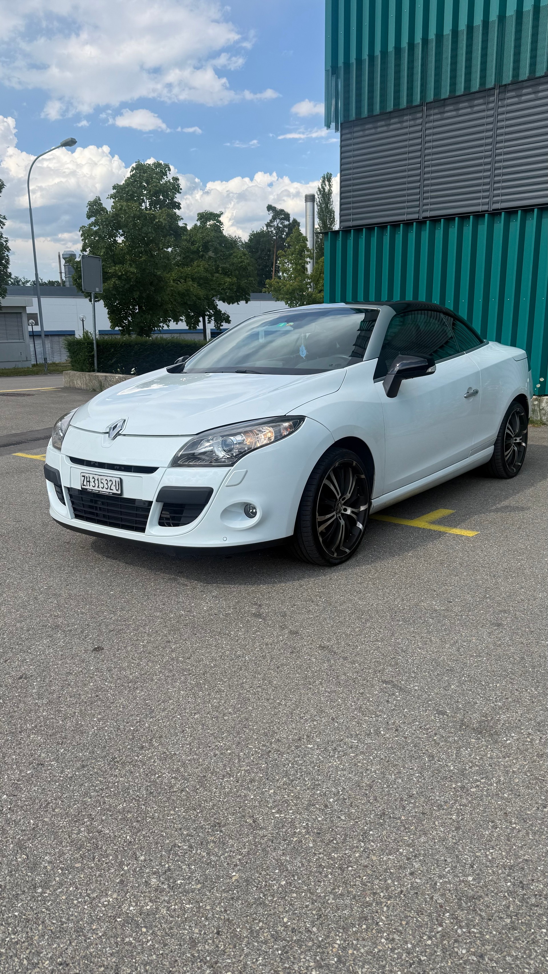 RENAULT Mégane CC 2.0 16V Dynamique CVT