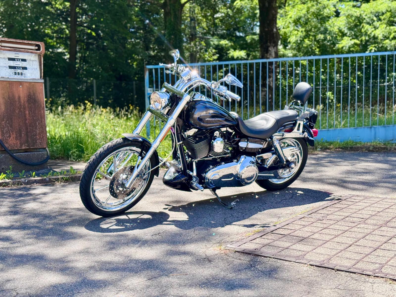 HARLEY-DAVIDSON FXDSE Dyna CVO Screamin'Eagle-image-1