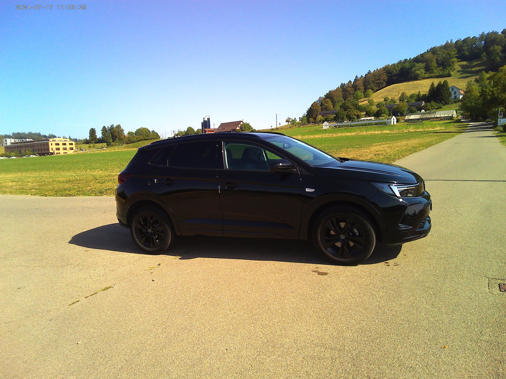 OPEL Grandland 1.2i TP Blitz Automatik-image-9