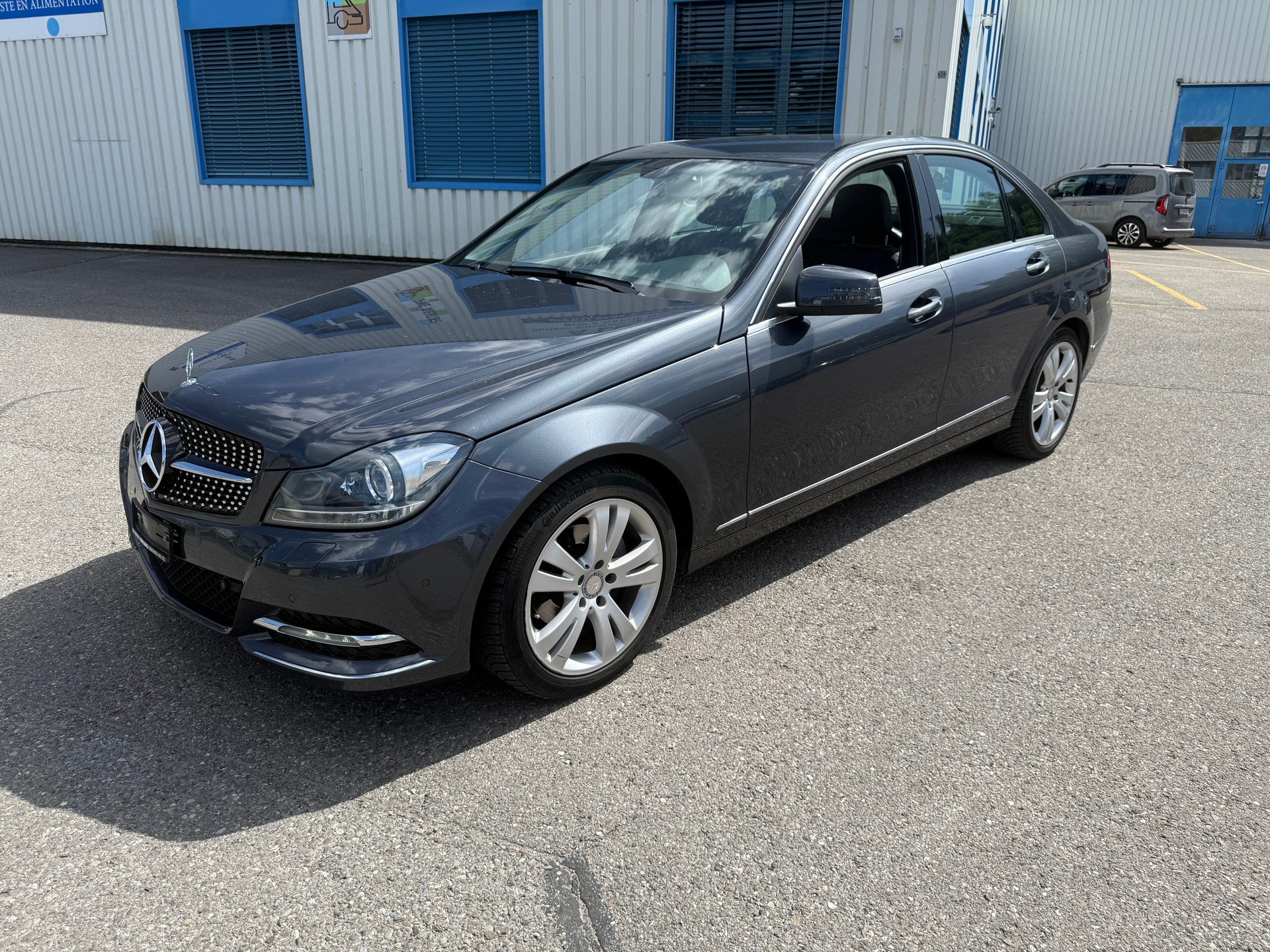 MERCEDES-BENZ C 180 Elégance 7G-Tronic