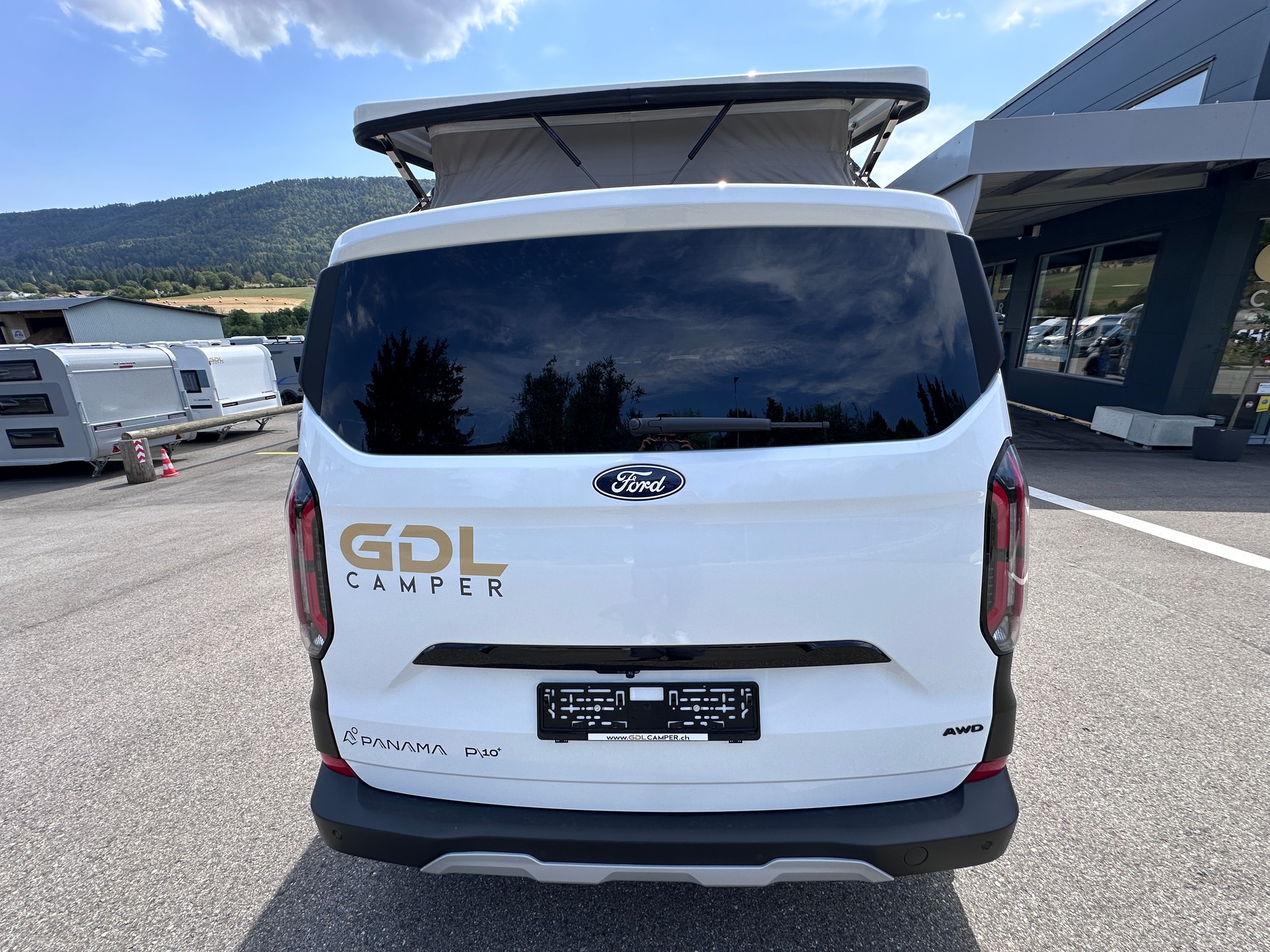 Panama Peak 10+ AWD-showroom-element-3
