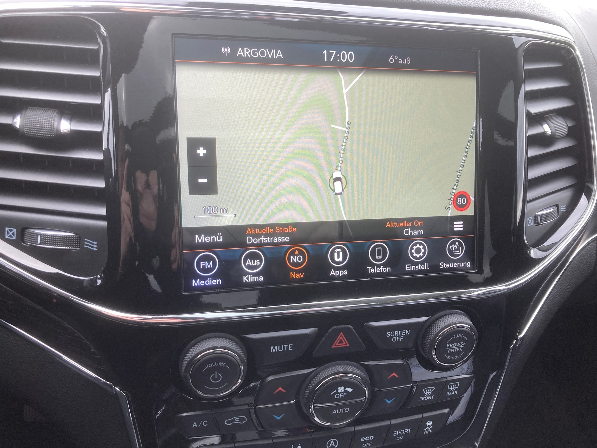 JEEP Grand Cherokee 3.0 CRD Summit Automatic-image-14