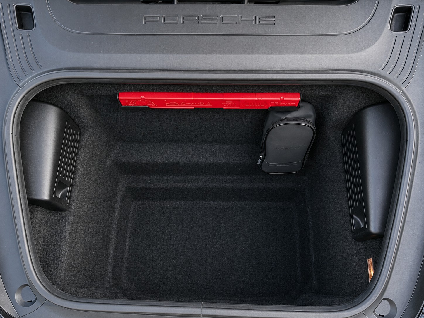 PORSCHE Boxster 718 4.0 GTS Manuelle-image-10