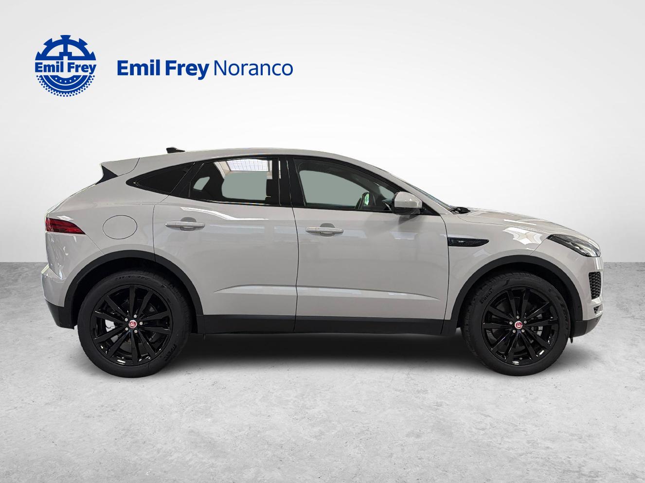 JAGUAR E-Pace 2.0 T 200 SE AWD - Pneumatici invernali inclusi-image-5