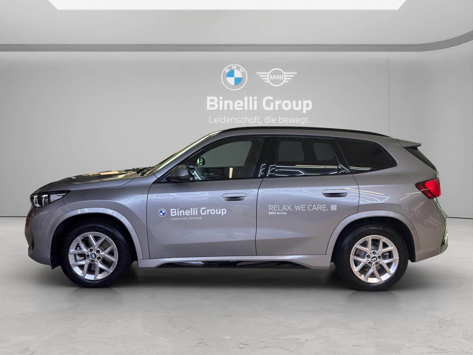 BMW X1 23i xDrive M-SportPaket-showroom-element-1