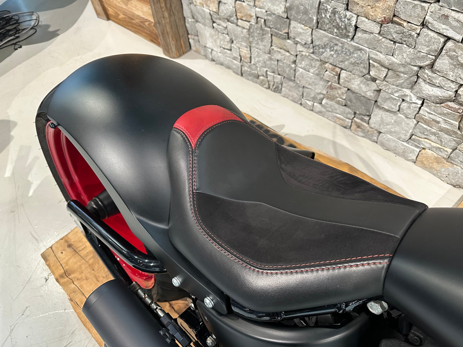 HARLEY-DAVIDSON FXFBS Fat Bob 114 ABS-image-12