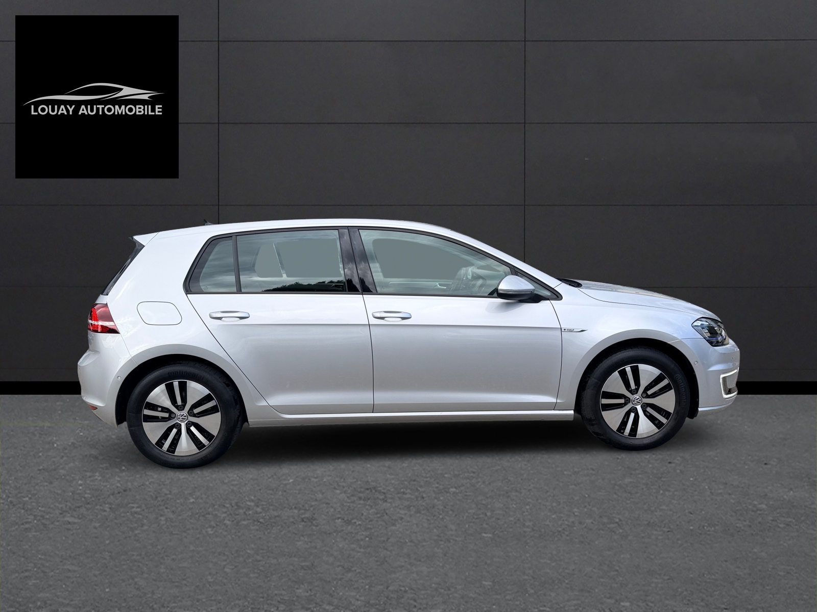 VW e-Golf Top Angebot-showroom-element-3