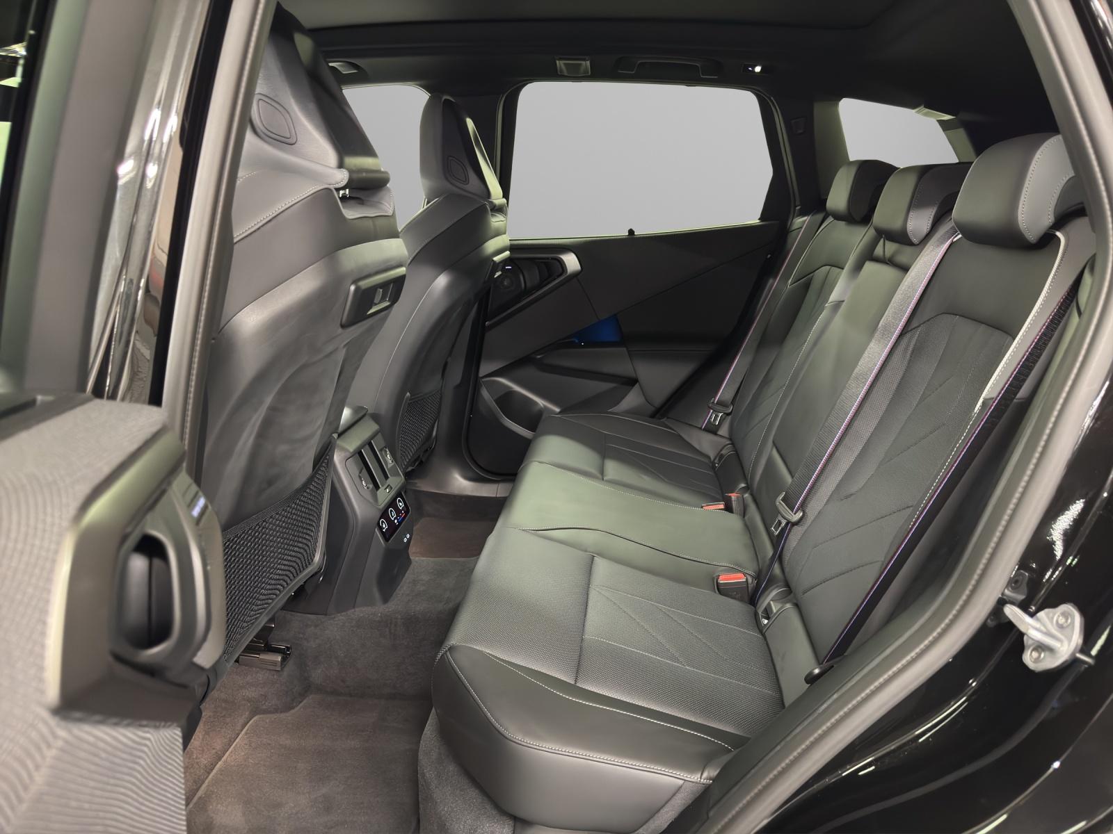 BMW X3 20d xDrive-image-12
