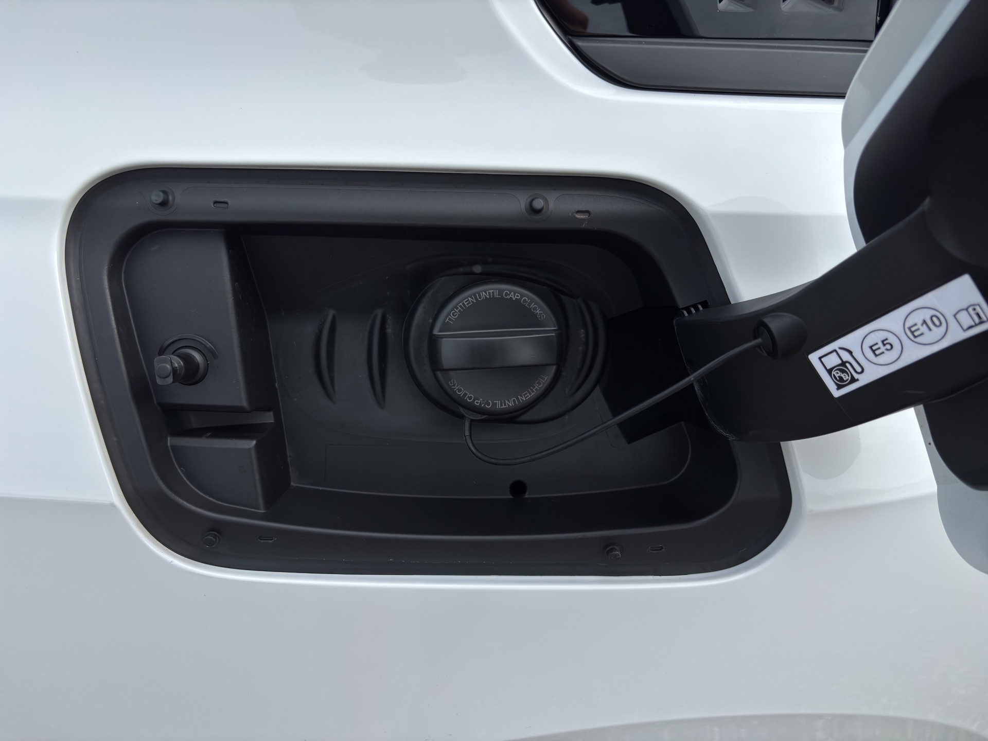 OPEL Astra 1.6 PHEV Turbo Swiss Plus A-image-24