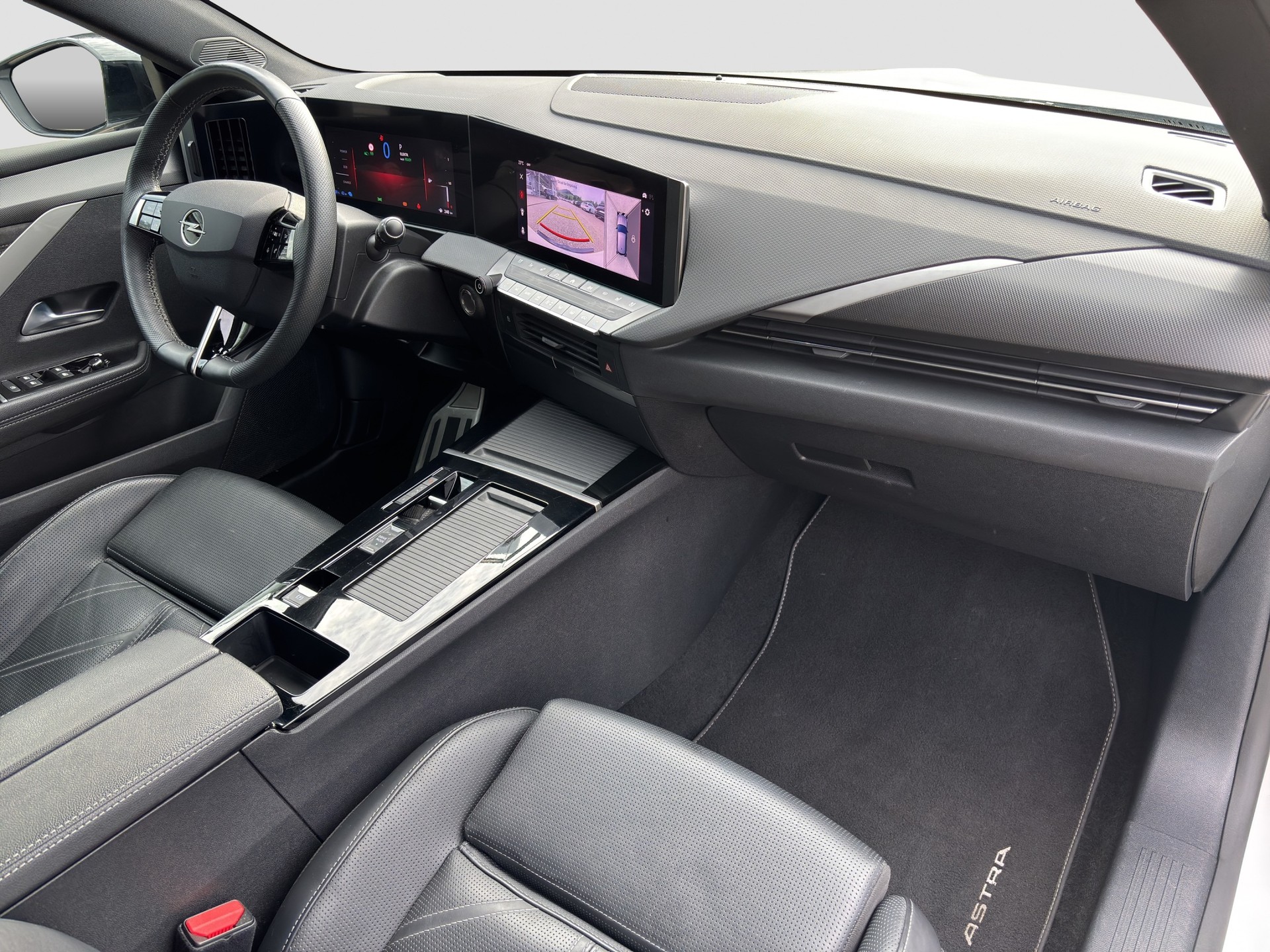 OPEL Astra 1.6 PHEV Turbo Swiss Plus A-image-11