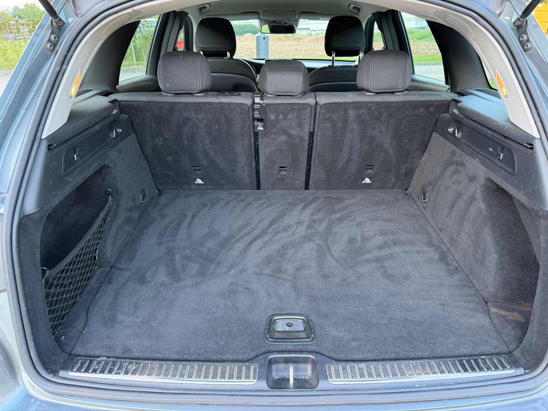 MERCEDES-BENZ GLC 250 d 4Matic 9G-Tronic-image-14