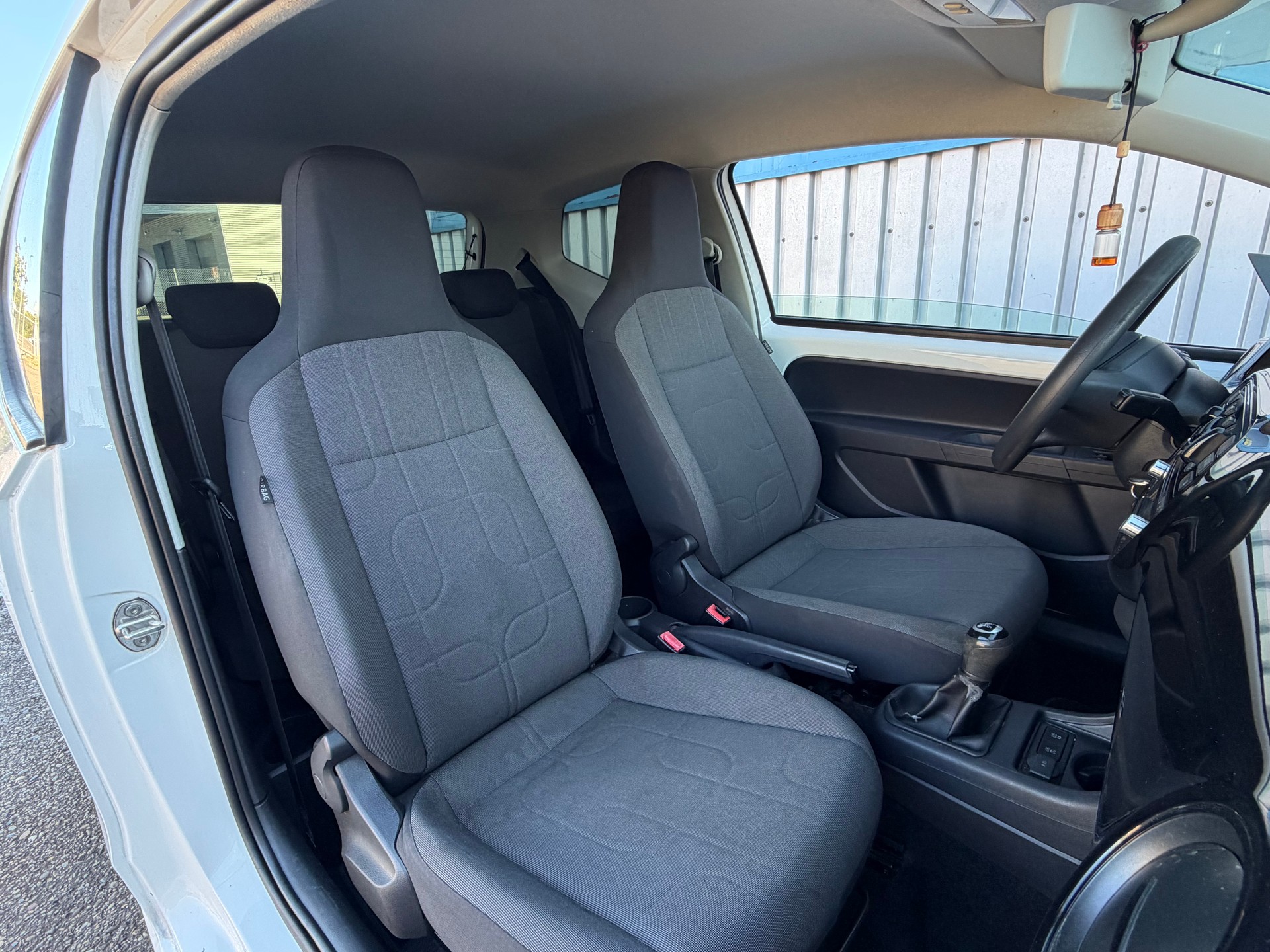 VW Up 1.0 BMT move up-image-4