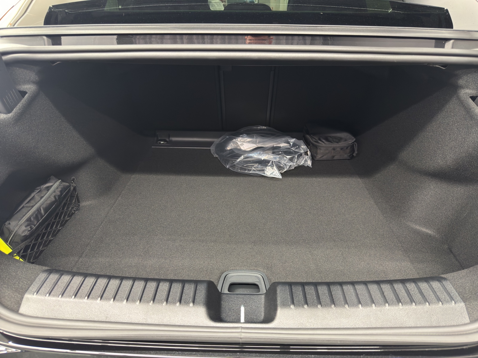 MERCEDES-BENZ C 400 4Matic elektrisch-image-10