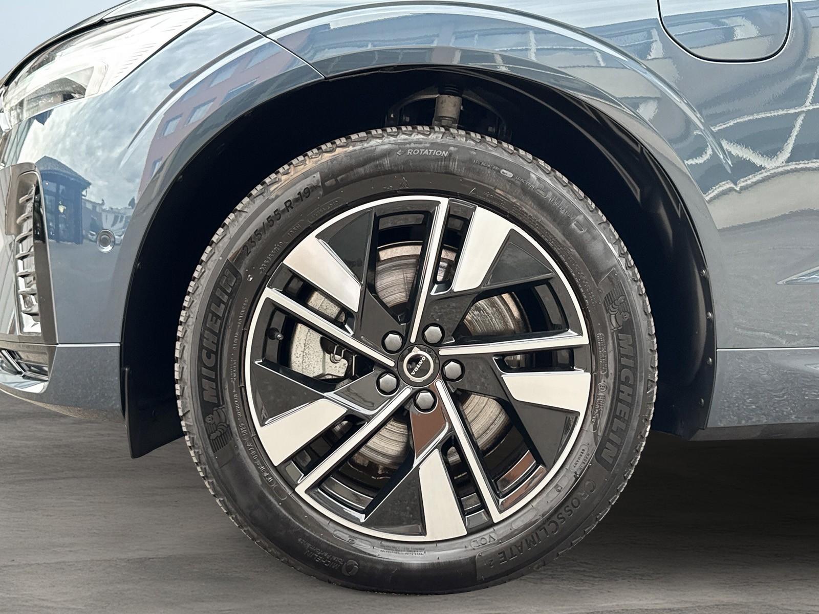 VOLVO XC60 2.0 T6 TE Plus Dark eAWD-image-5