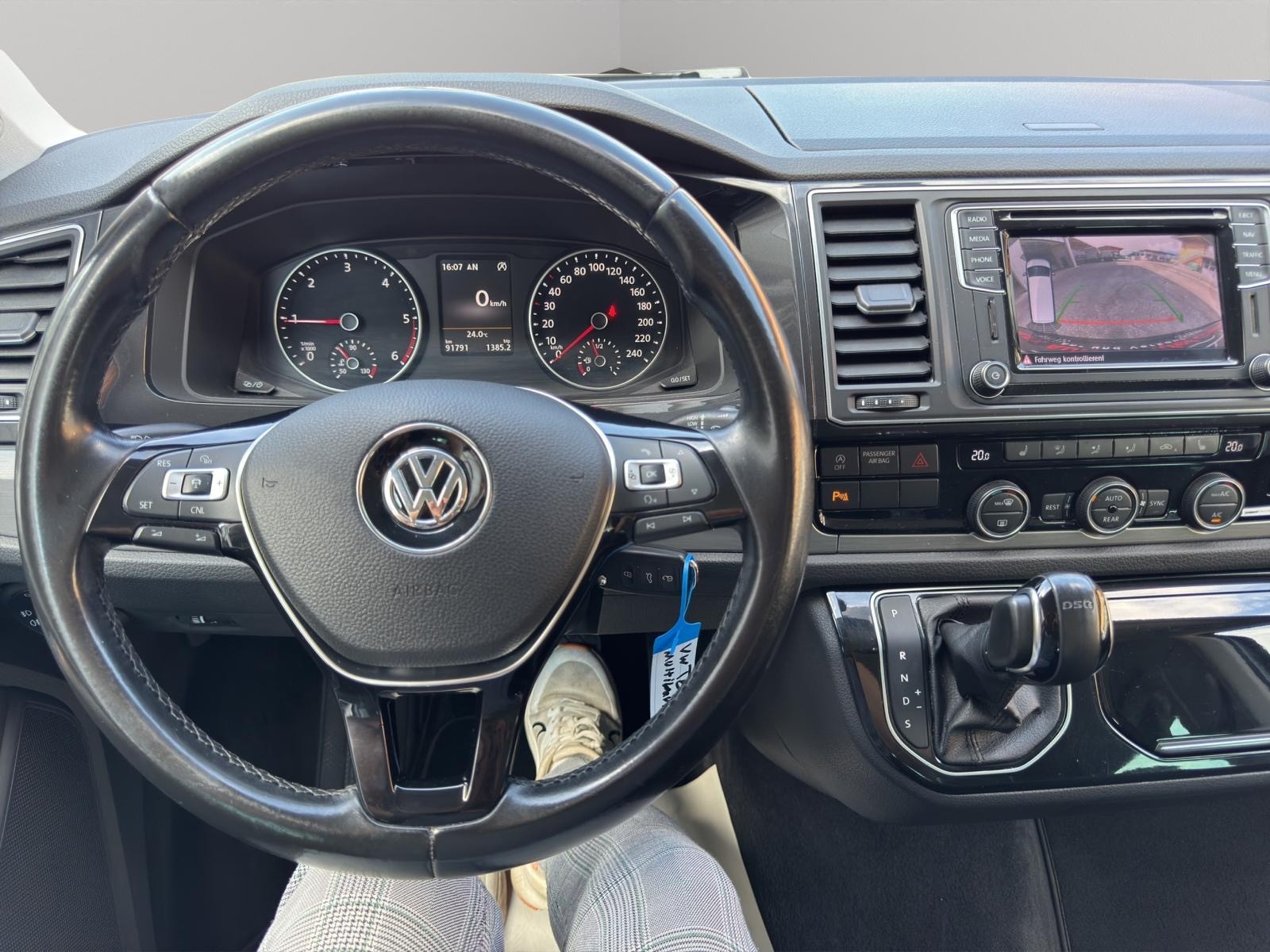VW T6 Multivan 2.0 Bi-TDI Comfort. Gen. Six 4Mot. DSG-image-14