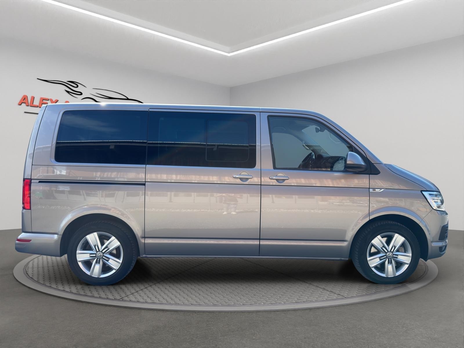 VW T6 Multivan 2.0 Bi-TDI Comfort. Gen. Six 4Mot. DSG-image-7