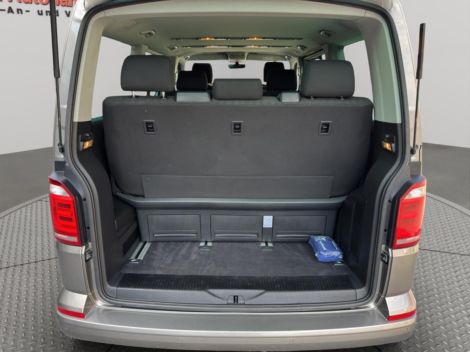 VW T6 Multivan 2.0 Bi-TDI Comfort. Gen. Six 4Mot. DSG-image-5
