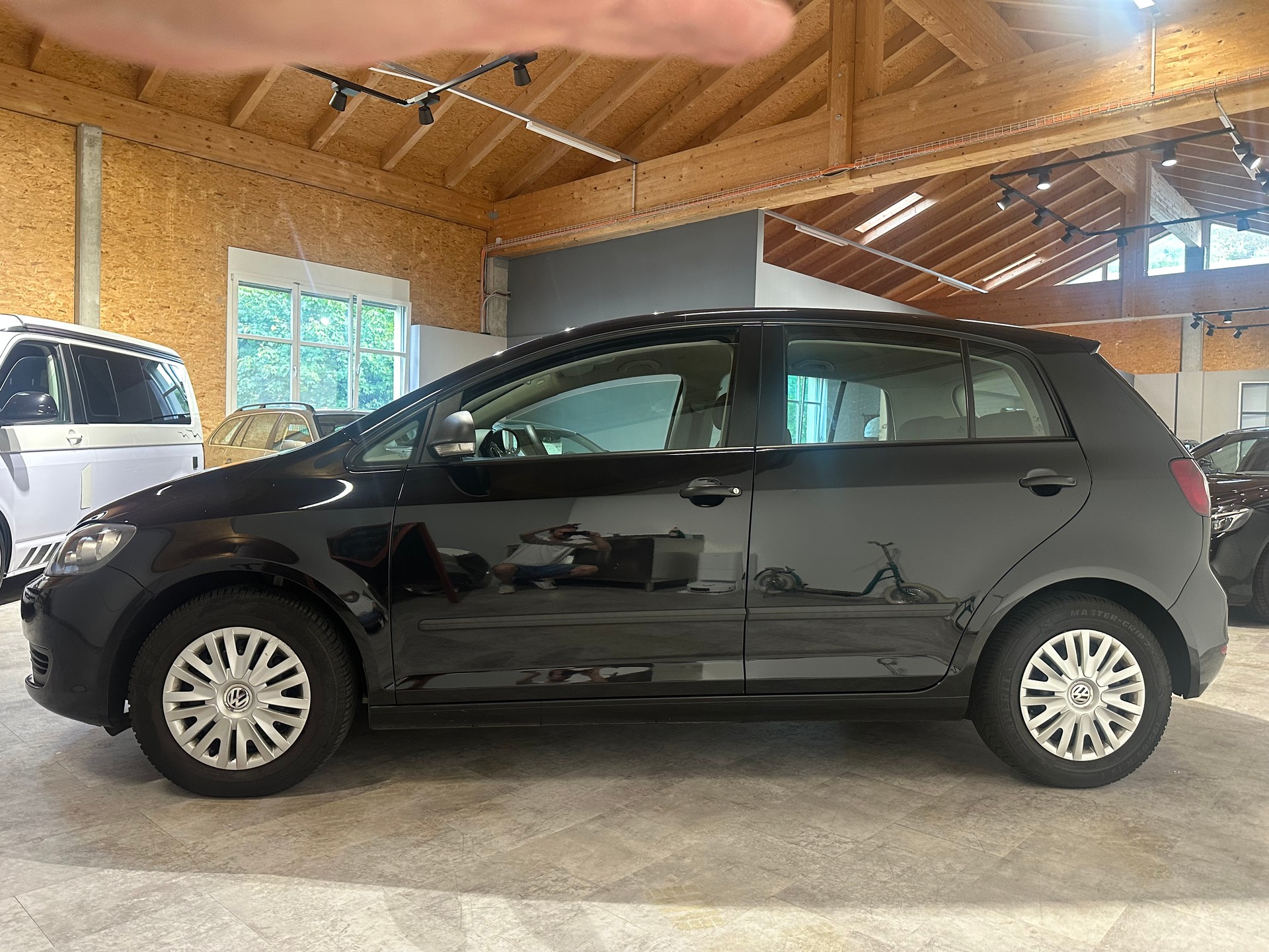 VW Golf Plus 1.4 TSI Comfortline DSG/Klima/RFK/8 x Räder/Ab MFK und frischem Service-showroom-element-2