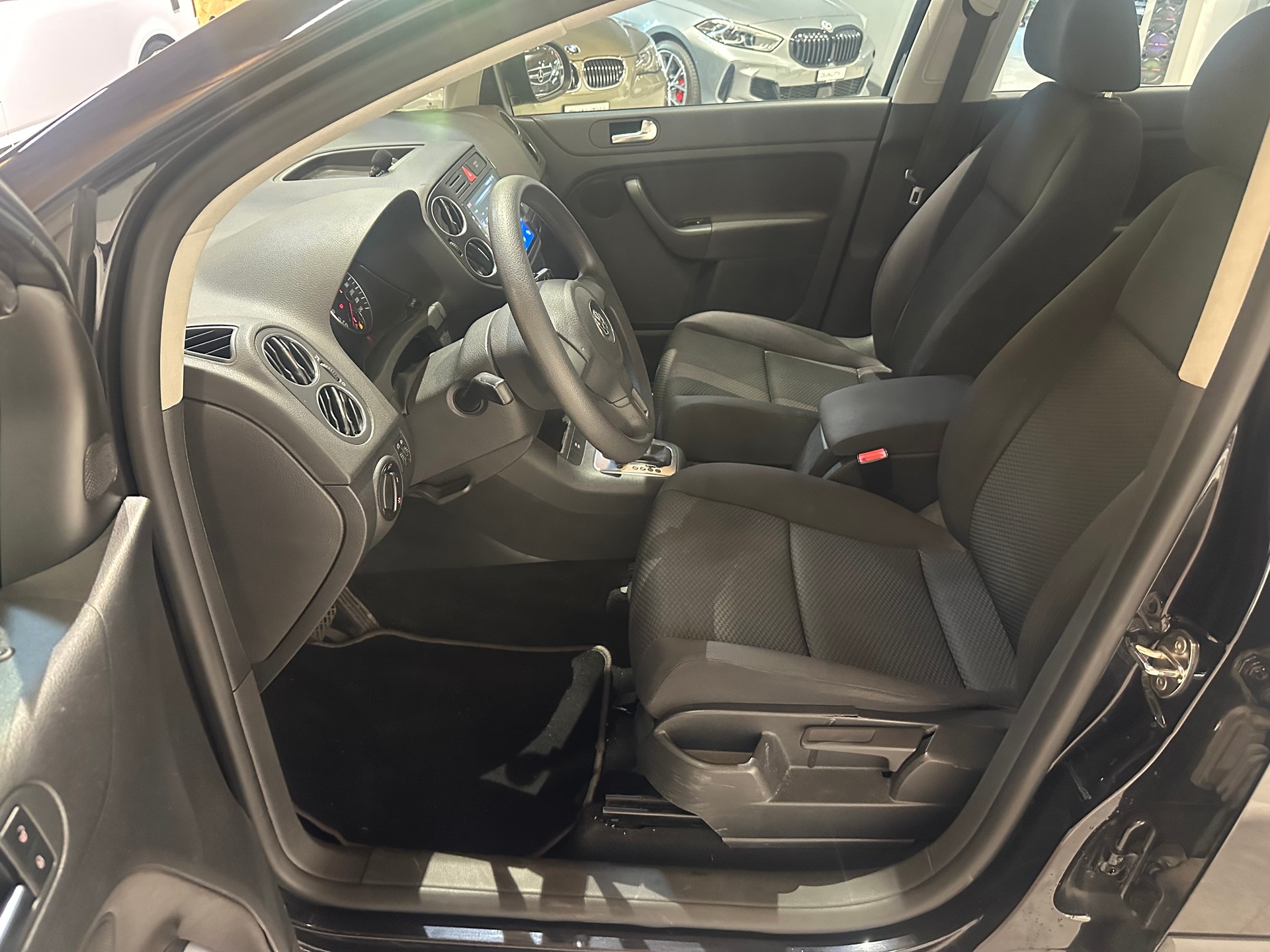 VW Golf Plus 1.4 TSI Comfortline DSG/Klima/RFK/8 x Räder/Ab MFK und frischem Service-image-10