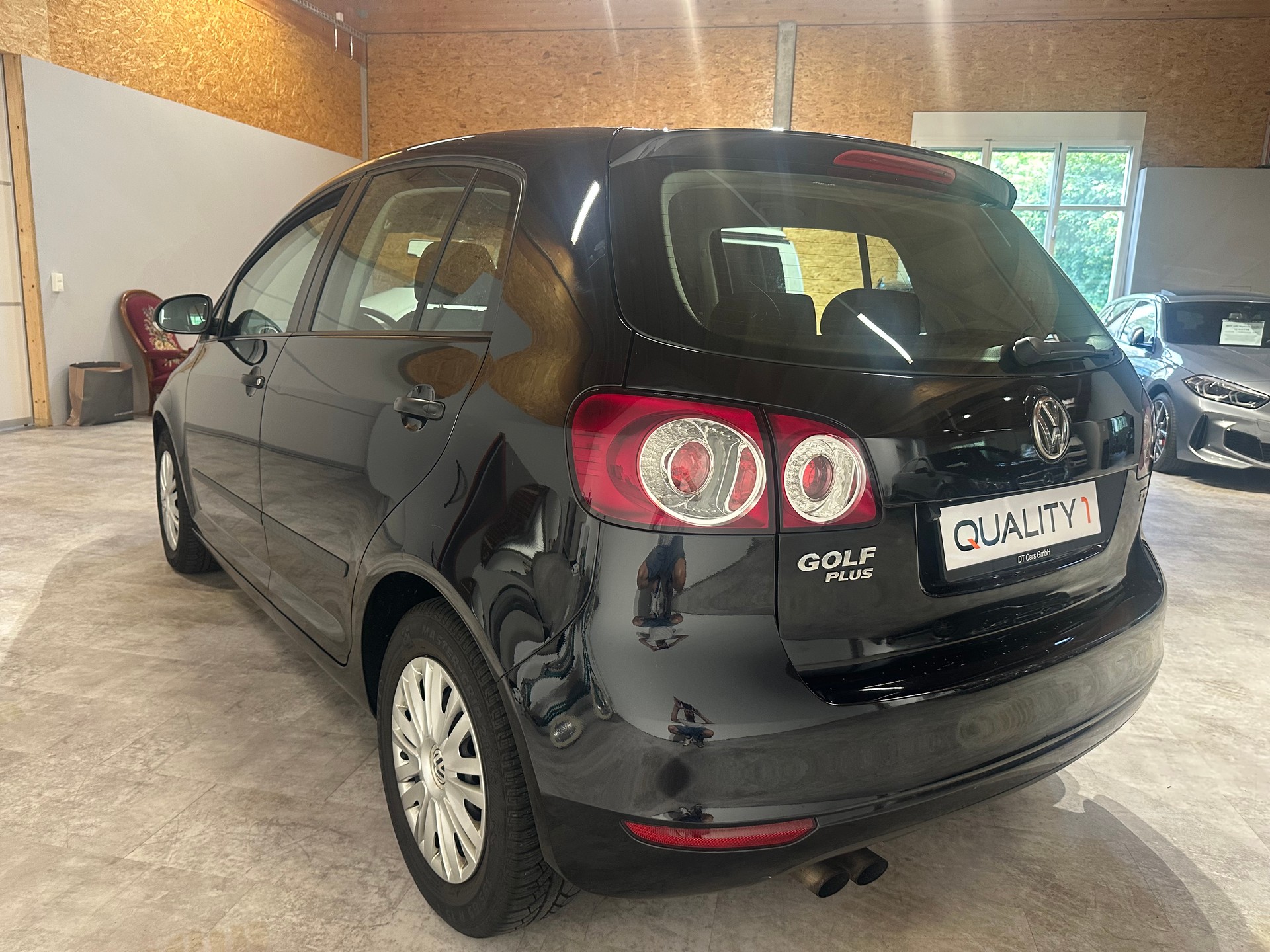 VW Golf Plus 1.4 TSI Comfortline DSG/Klima/RFK/8 x Räder/Ab MFK und frischem Service-showroom-element-3