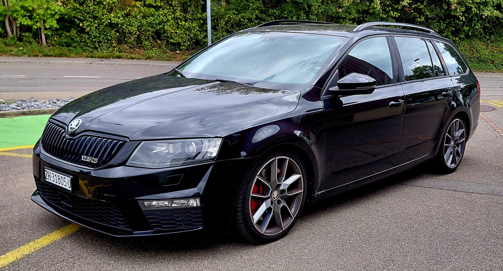 SKODA Octavia Combi 2.0 TDI RS DSG-image-2