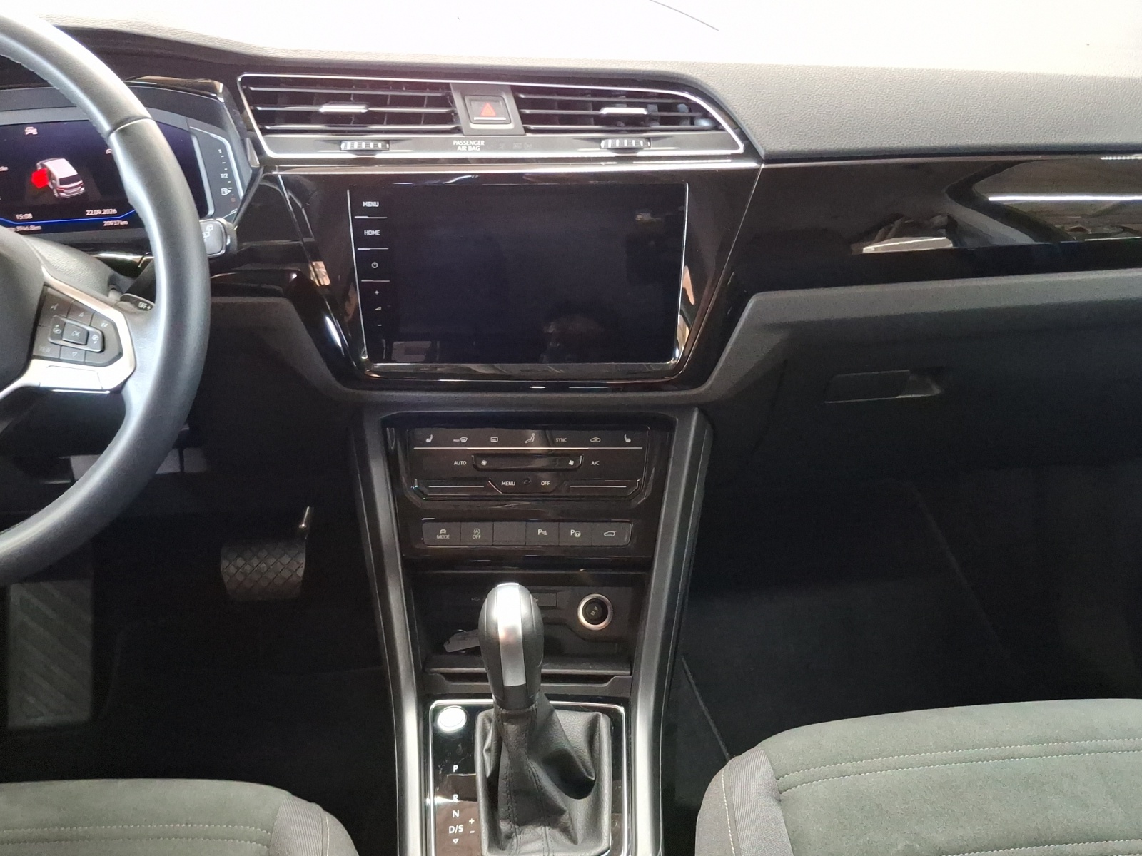 VW Touran 1.5 TSI EVO Highline DSG-image-10