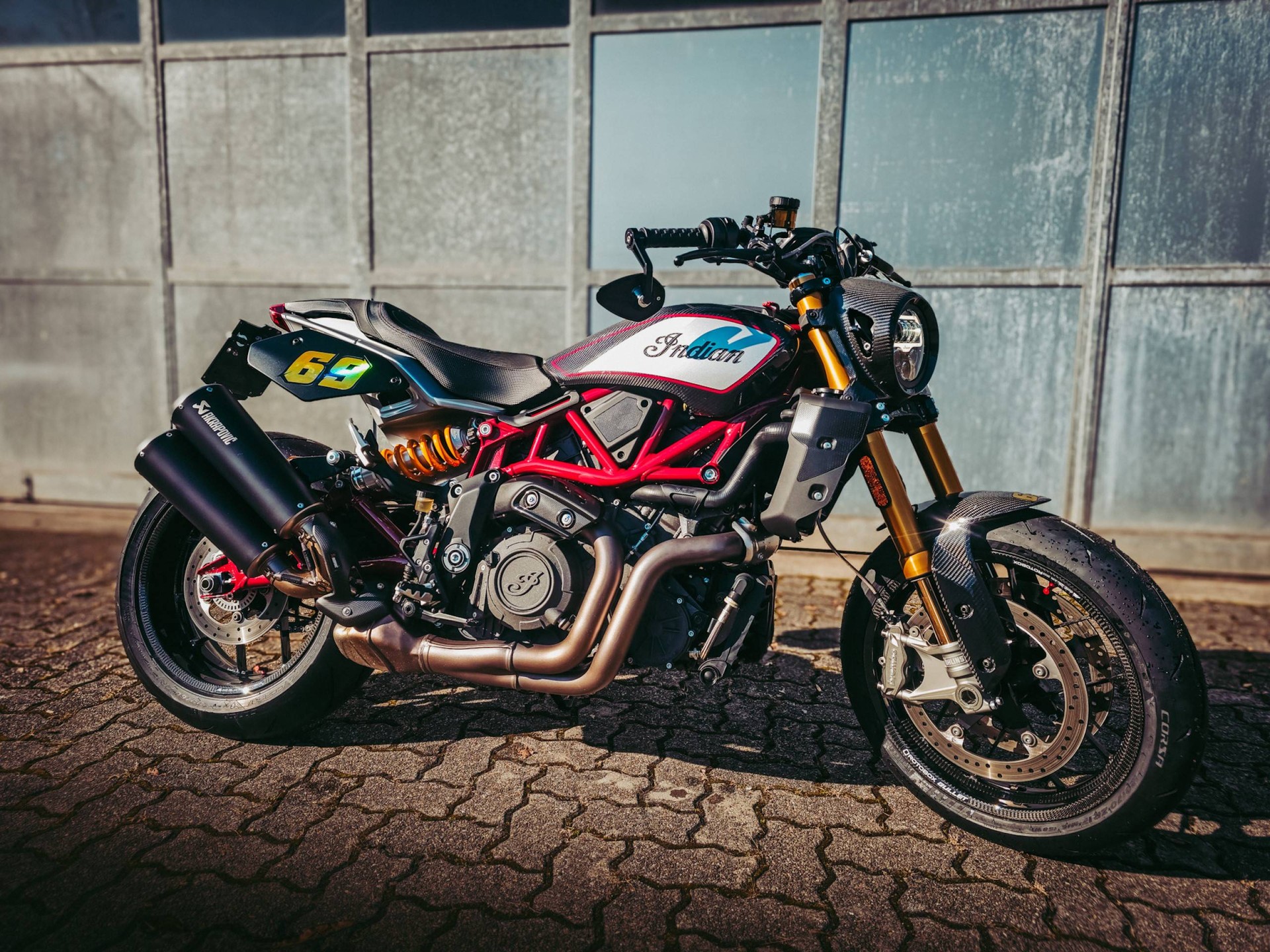 INDIAN FTR 1200 Z R Carbon-image-2