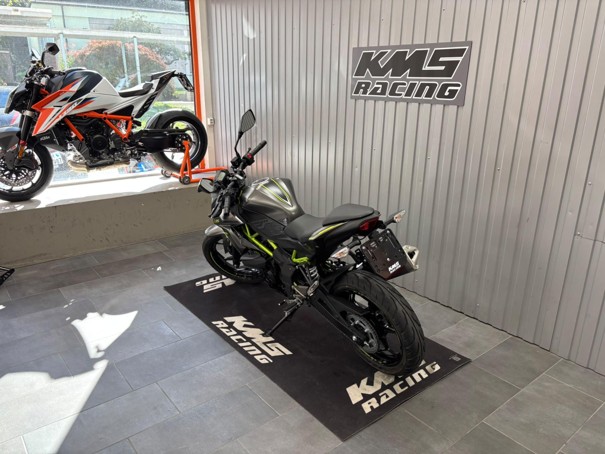 KAWASAKI Z 125-image-5